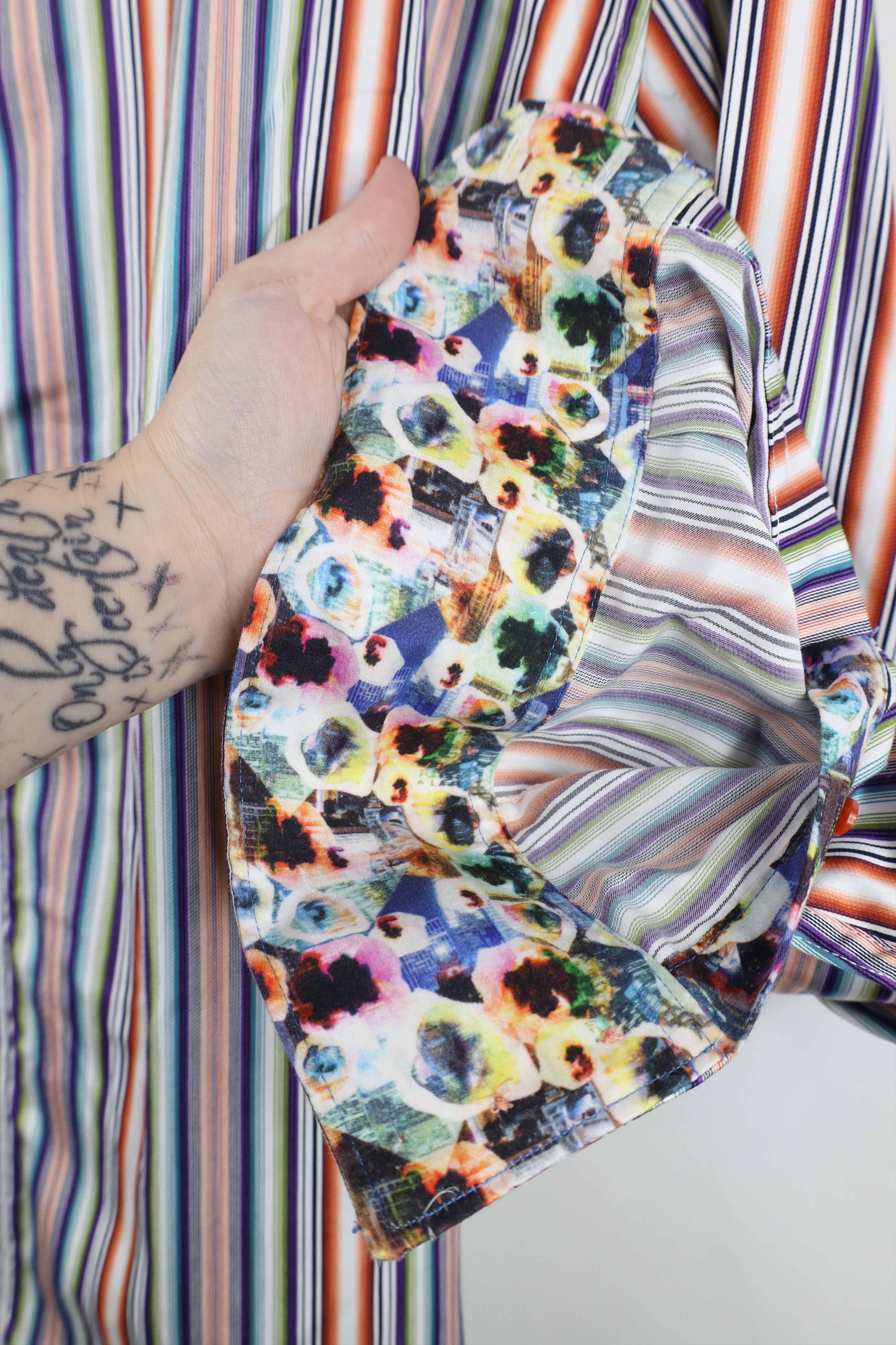 Robert Graham Robert Graham Fit Rainbow Striped Flip Cuff Button Shirt Size US XXL / EU 58 / 5 - 7 Thumbnail