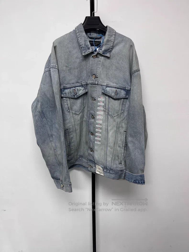 Balenciaga Balenciaga Washed single-breasted casual denim jacket Size US S / EU 44-46 / 1 - 1 Thumbnail