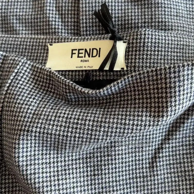 Fendi Fendi Black Checkered Long Skirt for Women . Size 23" - 7 Thumbnail