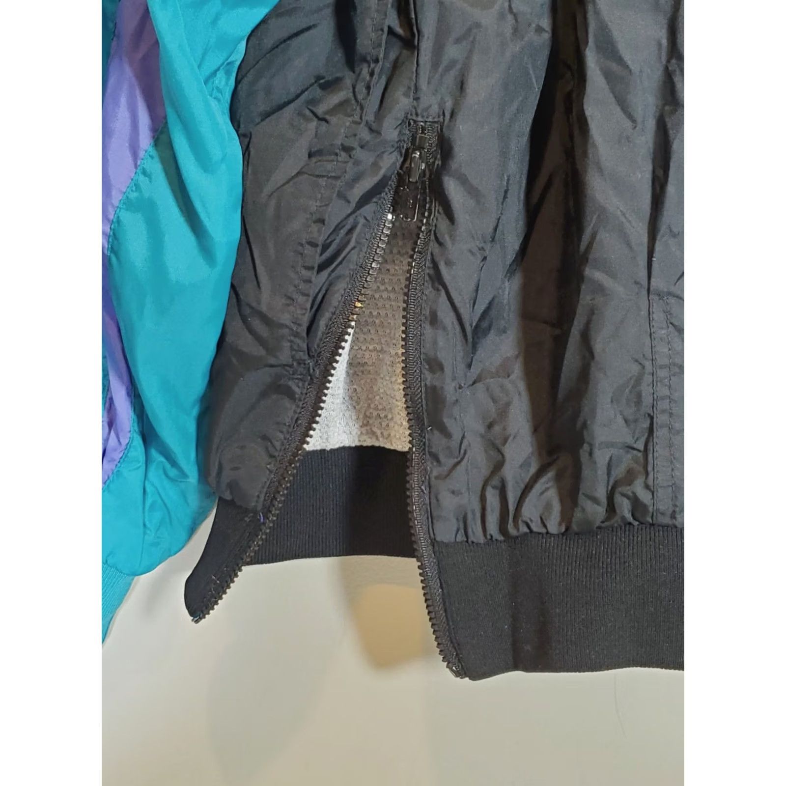 Nike VINTAGE Nike Windbreaker L Black VTG 1990s Pullover Teal Purple Embroidered Lined Adult Size US L / EU 52-54 / 3 - 6 Thumbnail