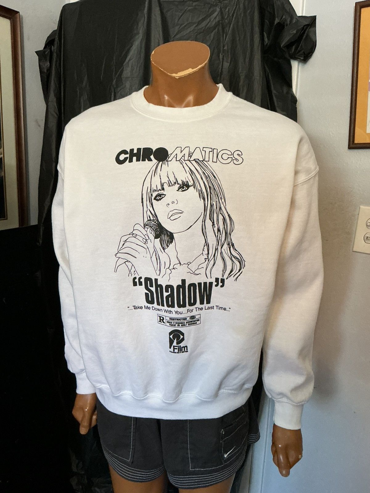 Gildan Chromatics Shadow Take Me Down Johnny Jewel Sweatshirt Size US XL / EU 56 / 4 - 15 Thumbnail