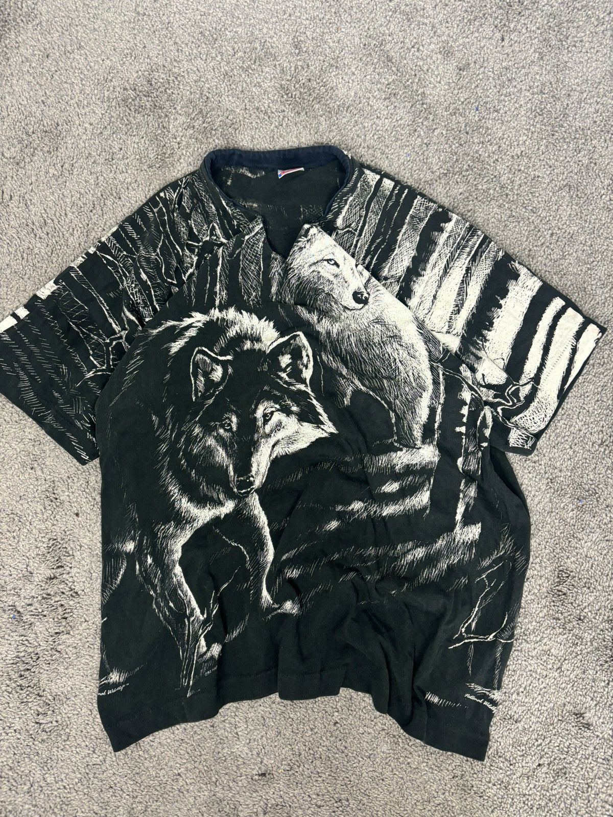 Fruit Of The Loom Vintage Single Stitch National Wildlife Wolf All Over Print Size US S / EU 44-46 / 1 - 1 Thumbnail