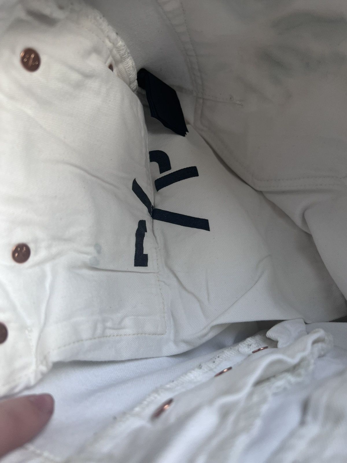 Purple Brand Purple jeans paint splatter white jeans Size US 34 / EU 50 - 7 Thumbnail