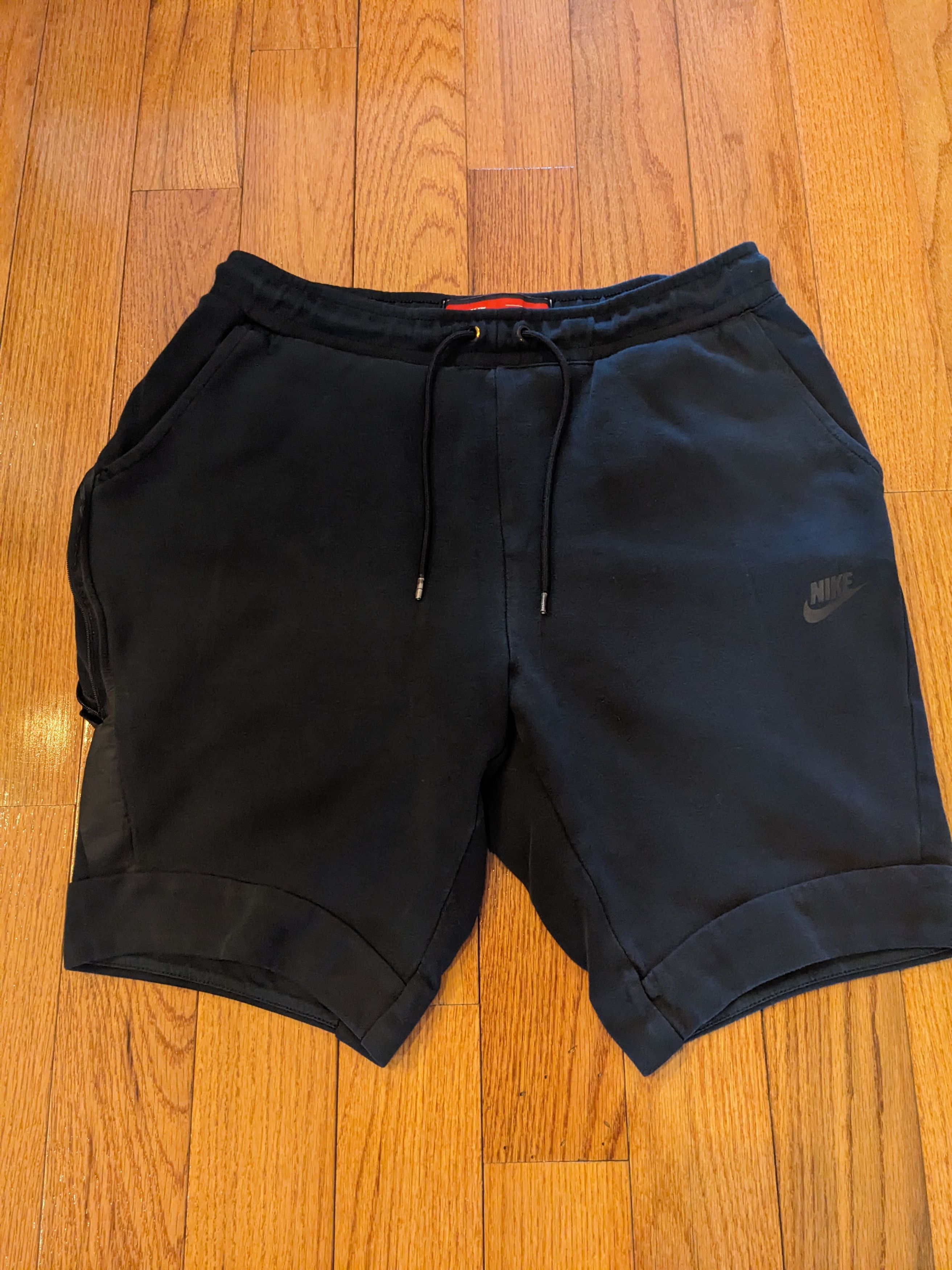Nike × Vintage Vintage Nike Tech Fleece Black Medium Sweat Shorts Size US 30 / EU 46 - 1 Thumbnail