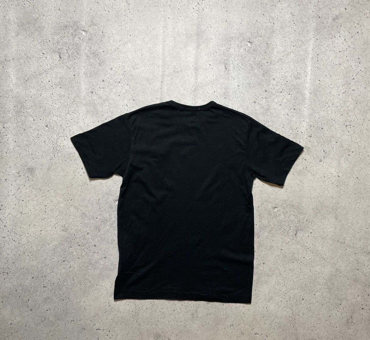 CDG by Comme des Garcons Vintage Luxury T-Shirt Play Comme Des Garcons Black Size US L / EU 52-54 / 3 - 2 Thumbnail