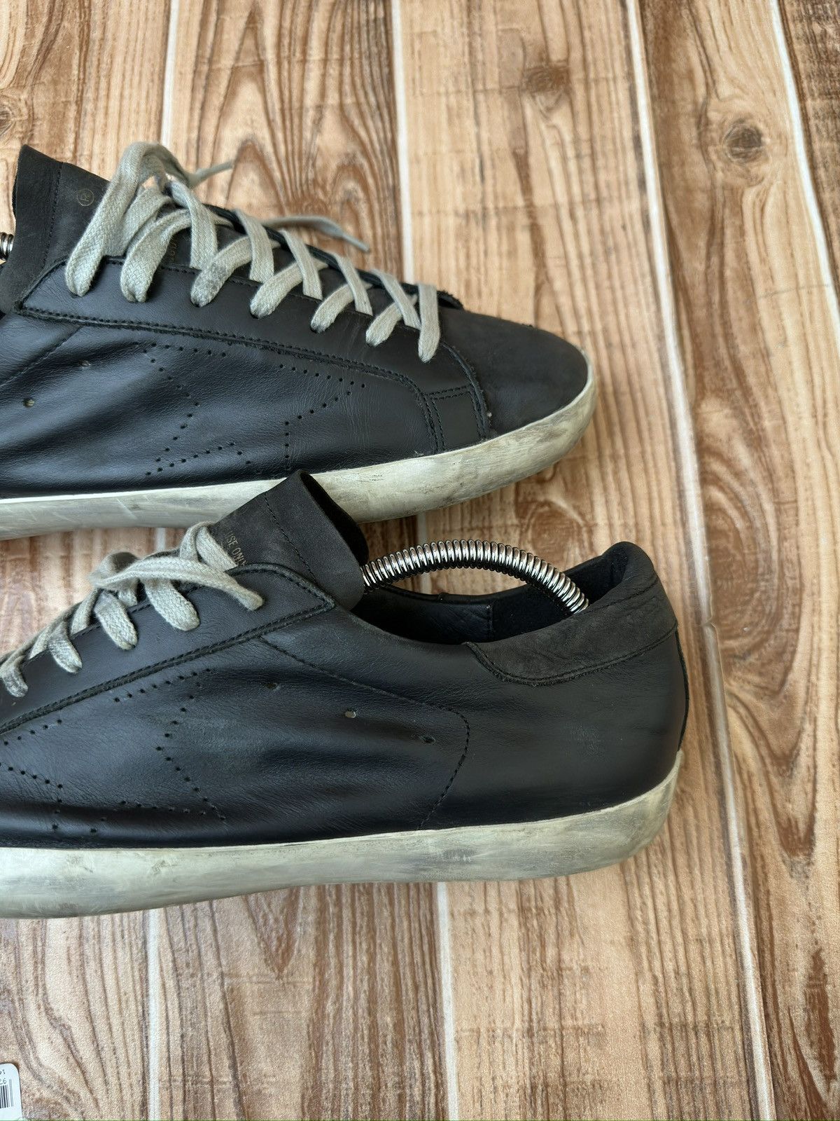 Golden Goose Golden Goose Superstar Black Leather Suede Lowtop Sneaks Size US 9 / EU 42 - 10 Thumbnail