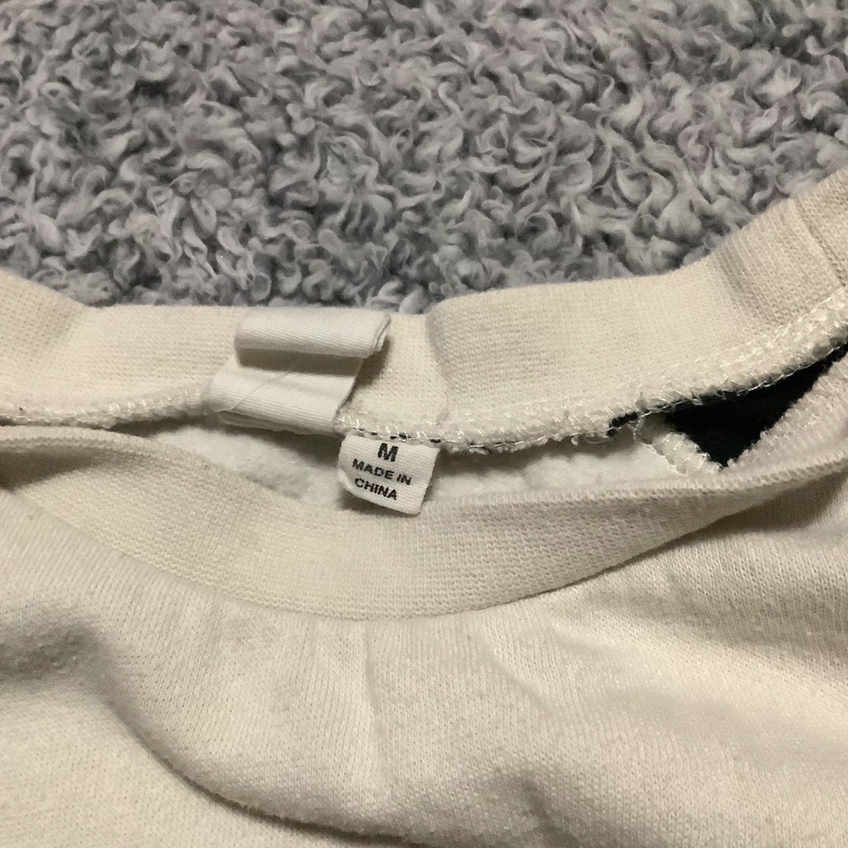 Vans VANS Sweatshirt Womens Crew Neck Pullover Long Sleeve Fleece Leopard White Black Size M Modern Casual Activewear Size M / US 6-8 / IT 42-44 - 4 Thumbnail