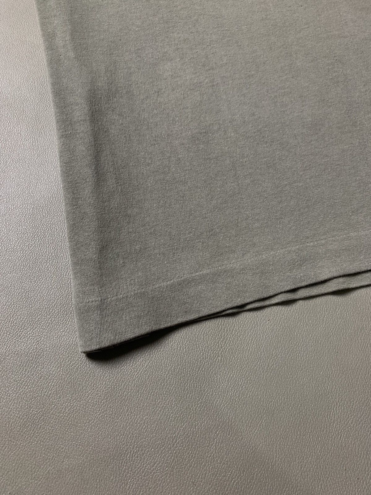 Quicksilver × Quiksilver × Vintage Vintage 90s Quiksilver Logo Tshirt Size US XL / EU 56 / 4 - 9 Thumbnail