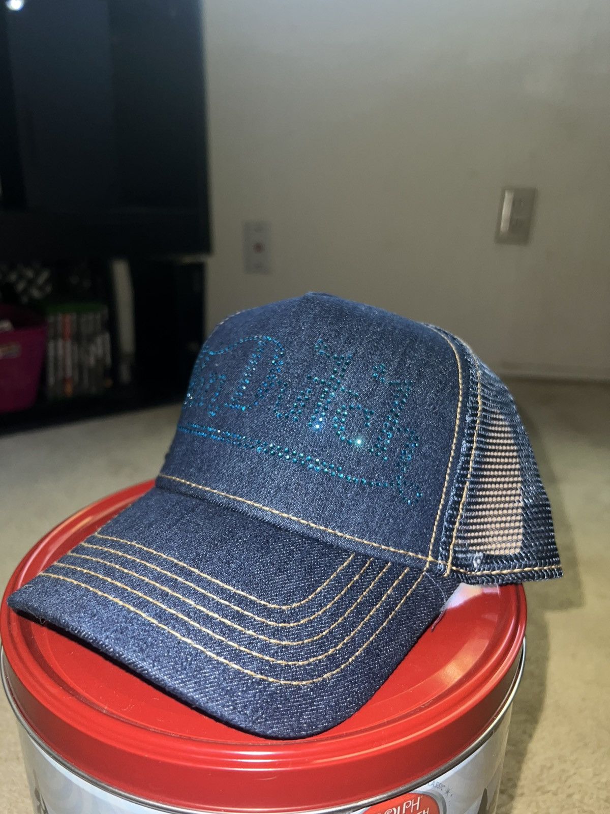 Vintage × Von Dutch NWT Von Dutch Denim And Stones Trucker Snapback Dark Blue Size ONE SIZE - 4 Thumbnail