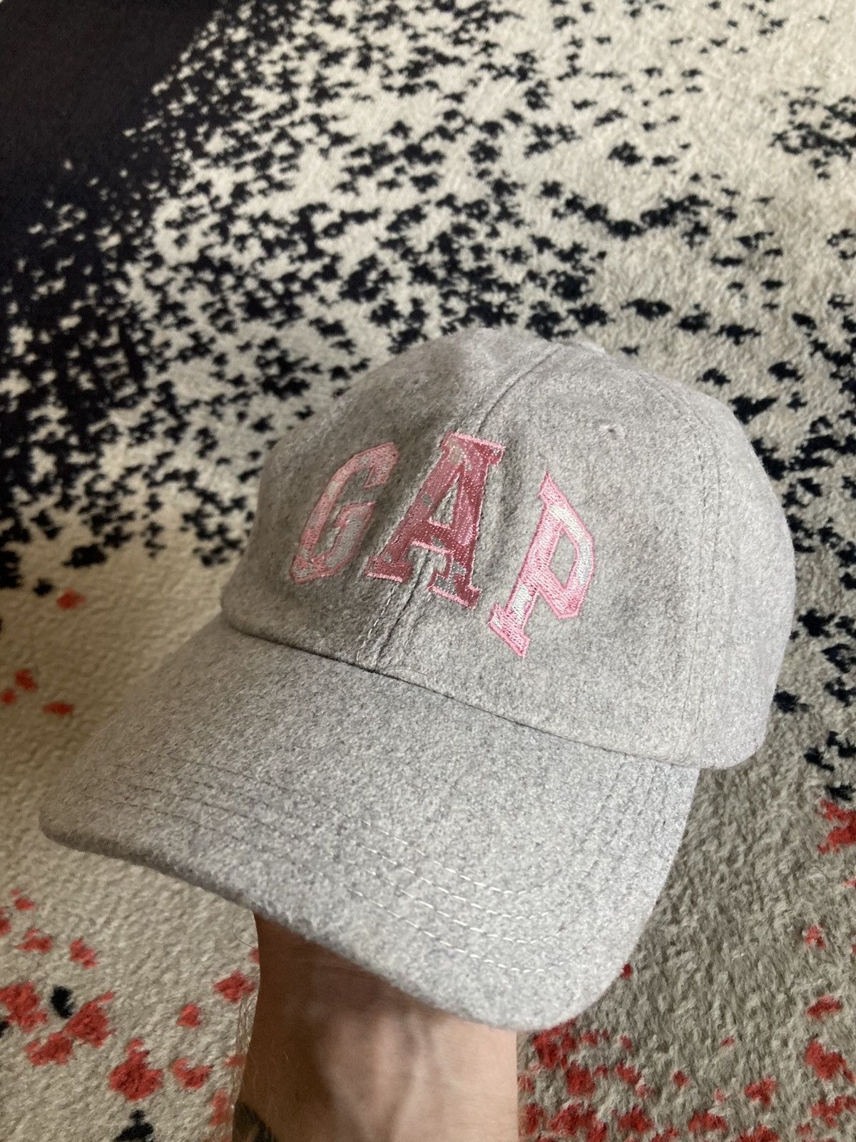 Gap Grey wool type pink camo Gap baseball hat Size ONE SIZE - 1 Thumbnail