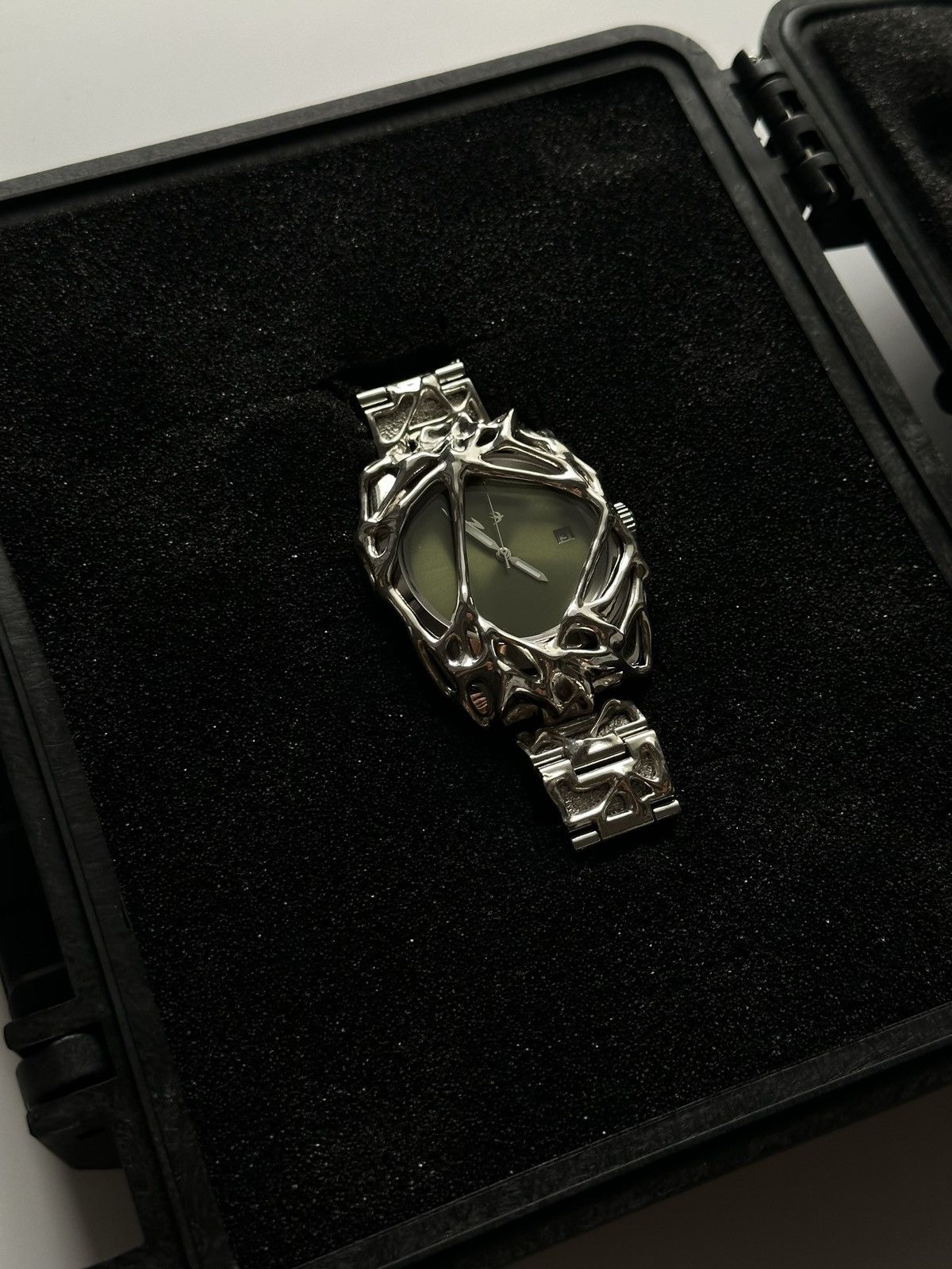image of Alabaster Industries Silver Sinew In Olive Green, Men's
