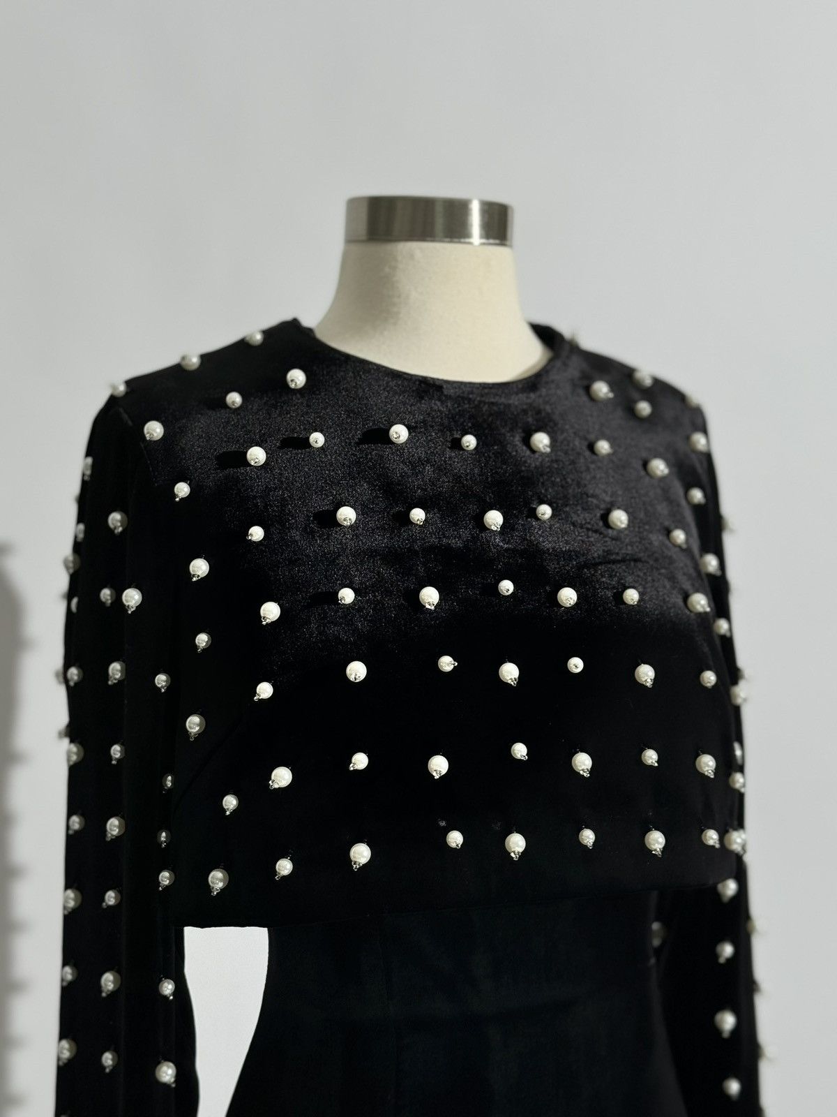 Other Brand New US 8 SAFIYAA Pearl Cape Evening Gown Size M / US 6-8 / IT 42-44 - 4 Thumbnail
