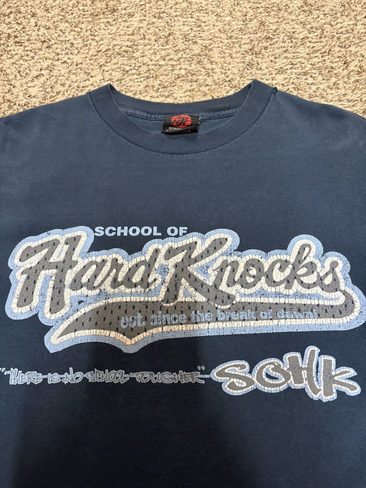 Vintage Vintage ‘School of Hard Knocks’ T-Shirt Size US M / EU 48-50 / 2 - 2 Thumbnail