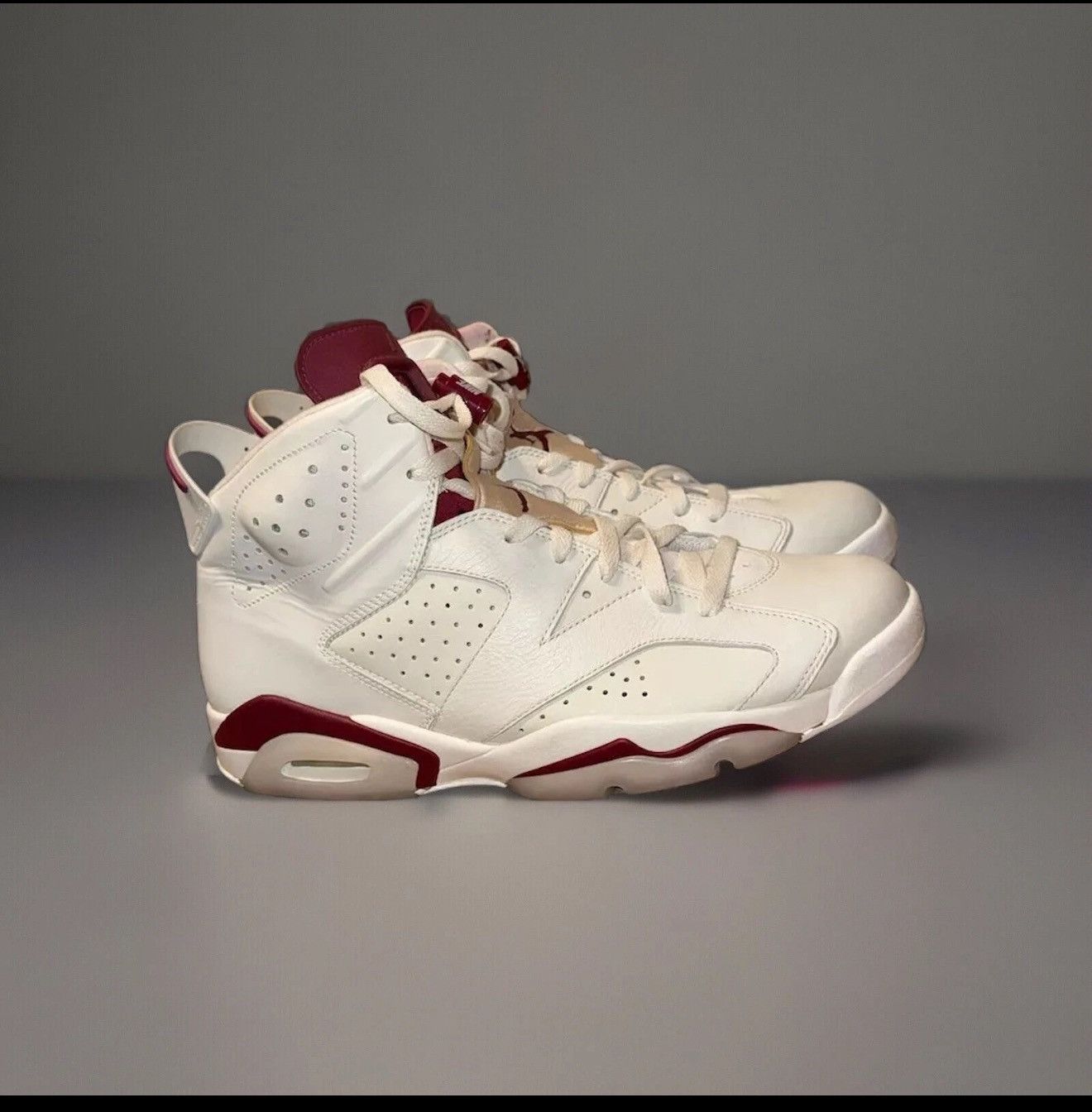 Jordan Brand Nike Air Jordan 6 Retro "Maroon" 2015 Size US 11.5 / EU 44-45 - 8 Thumbnail