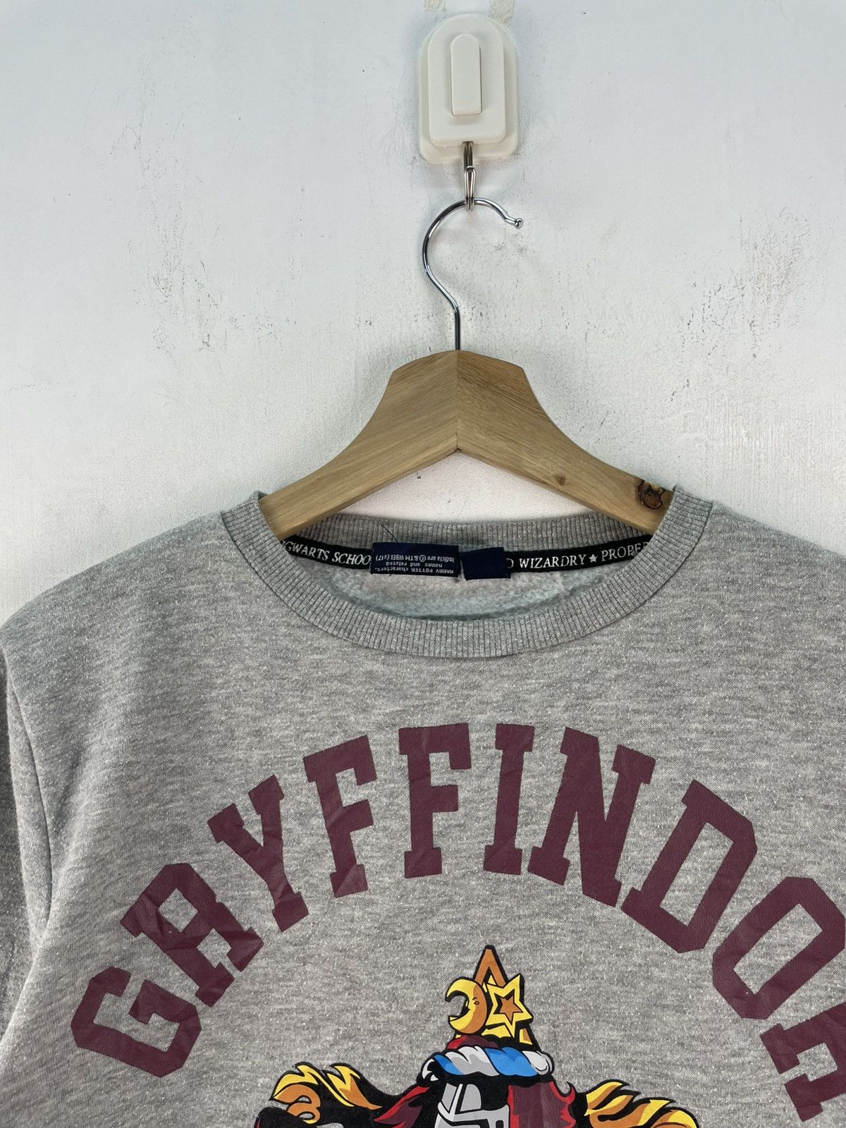 Vintage Vintage Harry Potter Sweatshirt Gryffindor Size US S / EU 44-46 / 1 - 3 Thumbnail