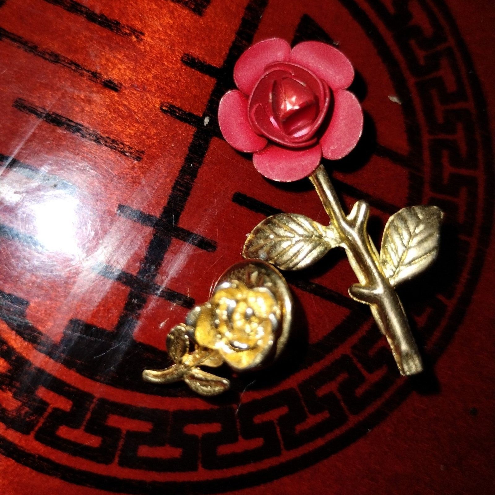 Vintage Beautiful Vintage rose brooch lot Size ONE SIZE - 2 Thumbnail