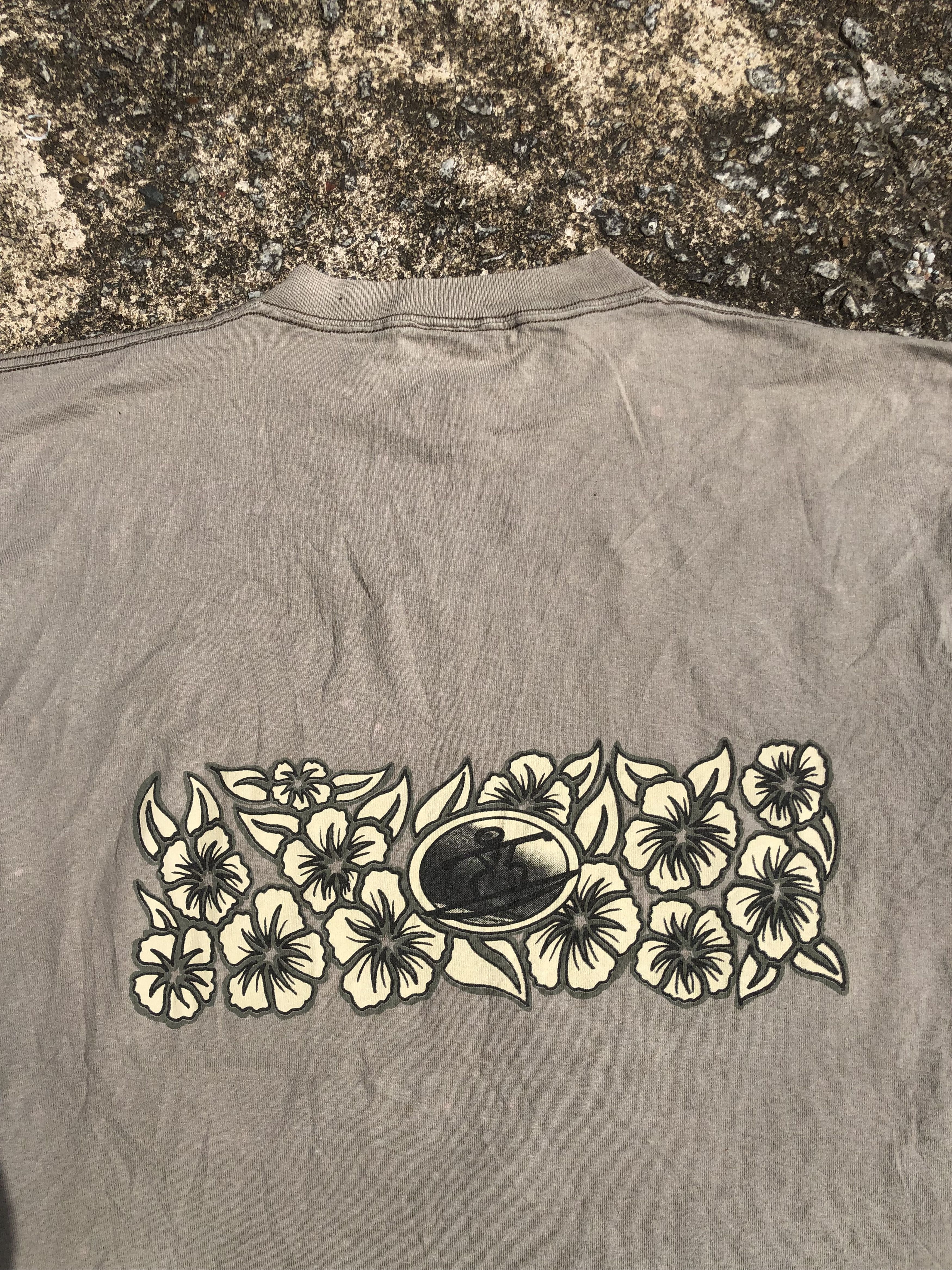 Vintage Vintage Y2K Surfrider Hawaii Tshirt Size US L / EU 52-54 / 3 - 4 Thumbnail