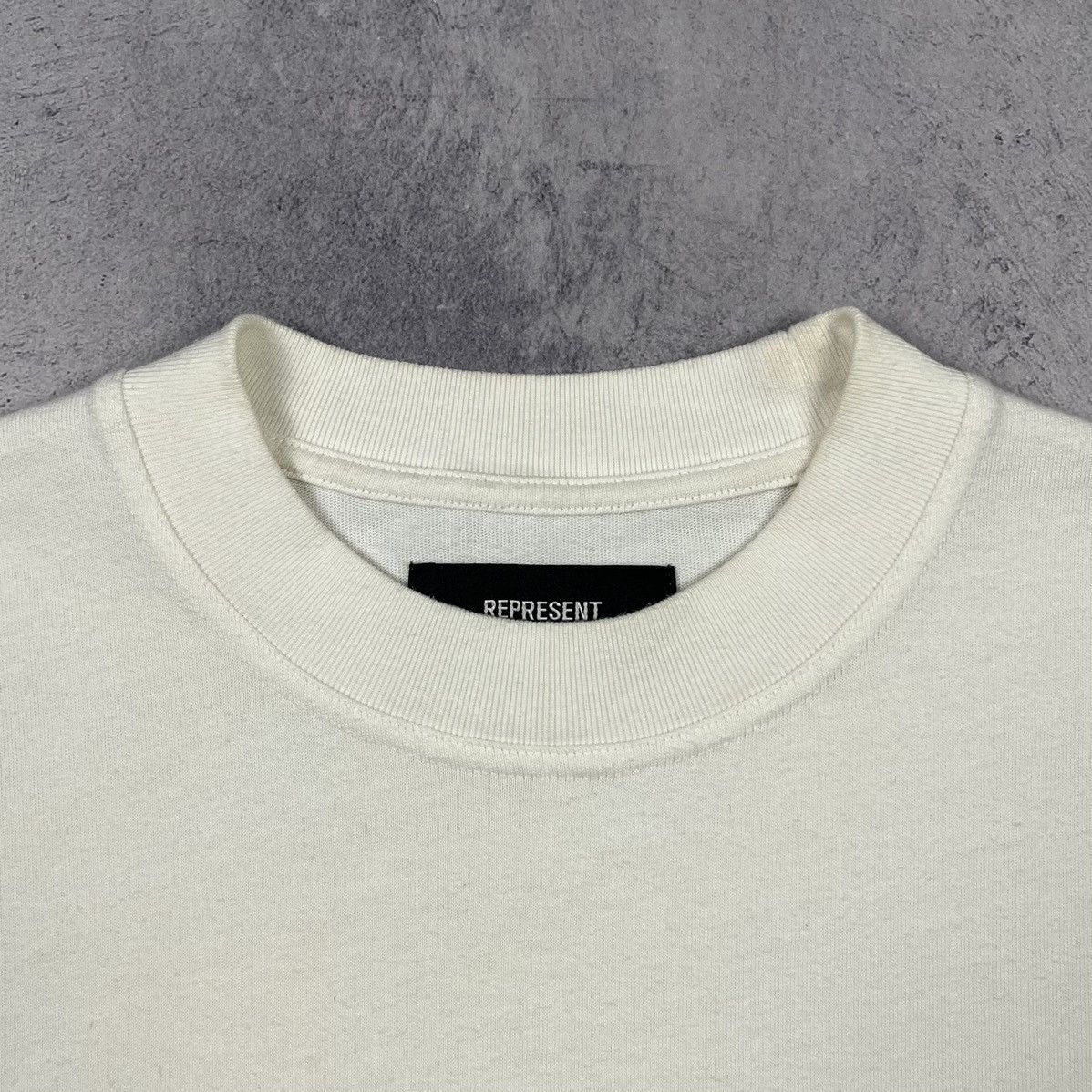 Represent Clo. Represent Clo. big logo oversize tee Size US L / EU 52-54 / 3 - 11 Thumbnail