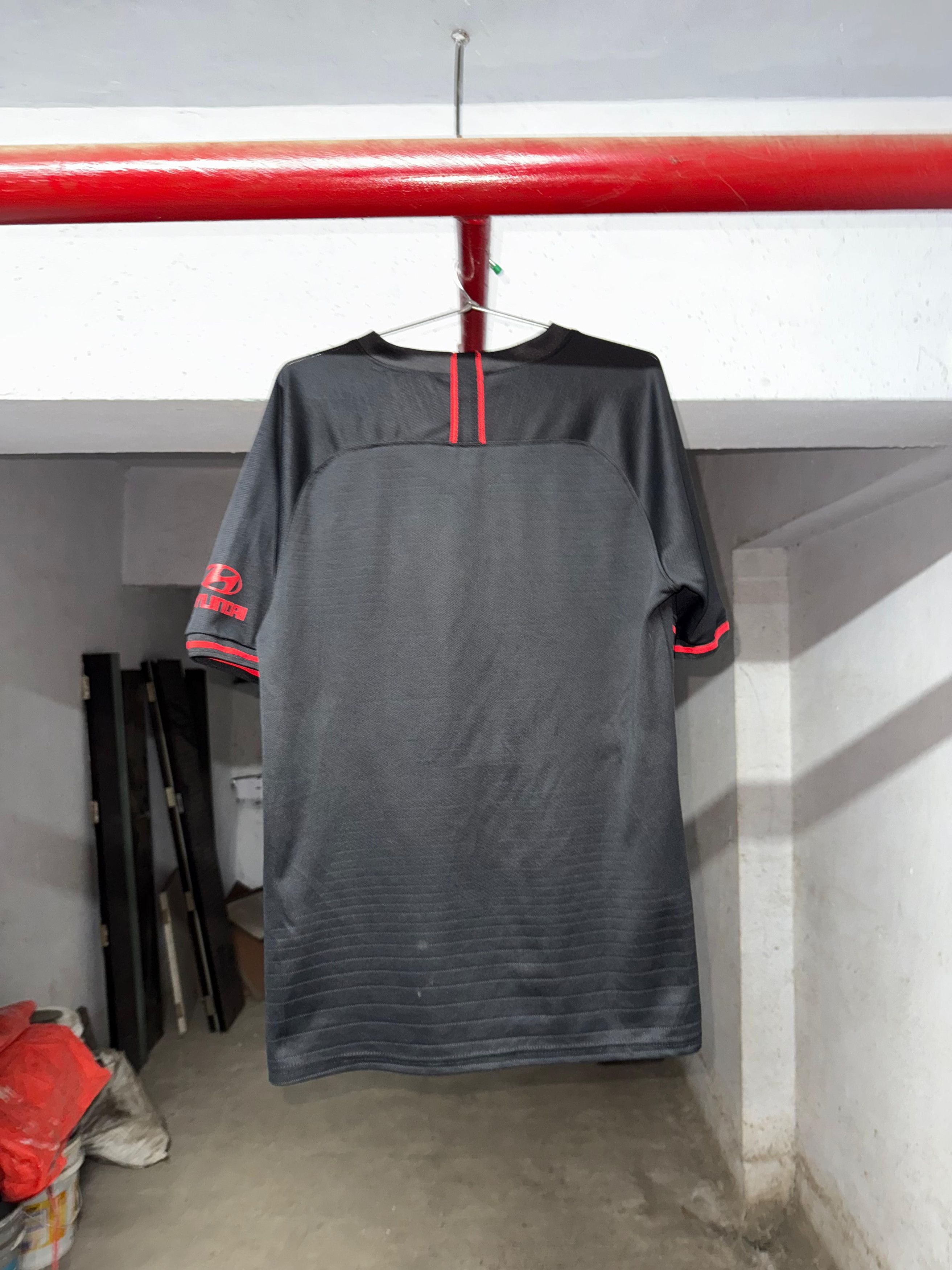 Nike *ARCHIVAL* Nike Aeroswift x Atlético Madrid 3rd Kit (Size M) Size US M / EU 48-50 / 2 - 3 Thumbnail