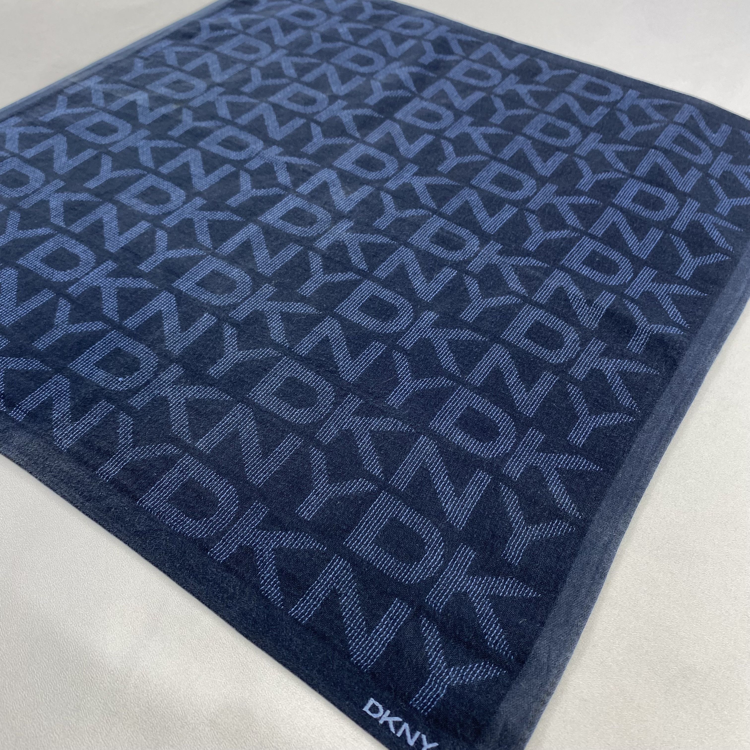 DKNY × Vintage DKNY Bandana/ Handkerchief / Neckerchief-P594 Size ONE SIZE - 2 Thumbnail