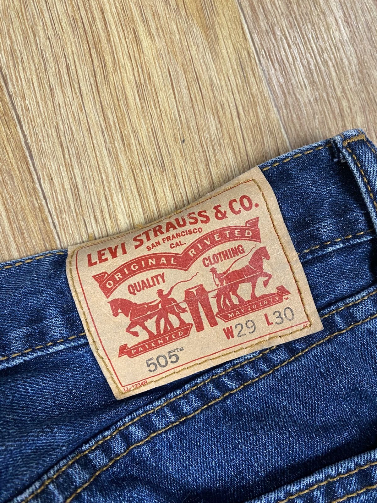 Levi's × Vintage Levi’s 505 Classic Denim Jeans Y2K Size US 29 - 4 Thumbnail