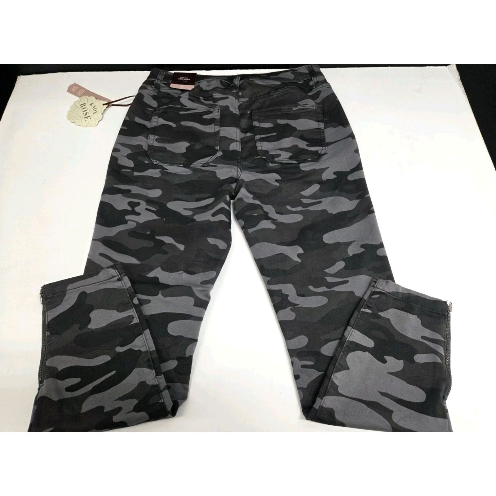 Vintage Knox Rose Camo Mid Rise Ankle Skinny Jeans Women's NWT Zip Legs/Pckts #8477 Size 32" / US 10 / IT 46 - 2 Thumbnail
