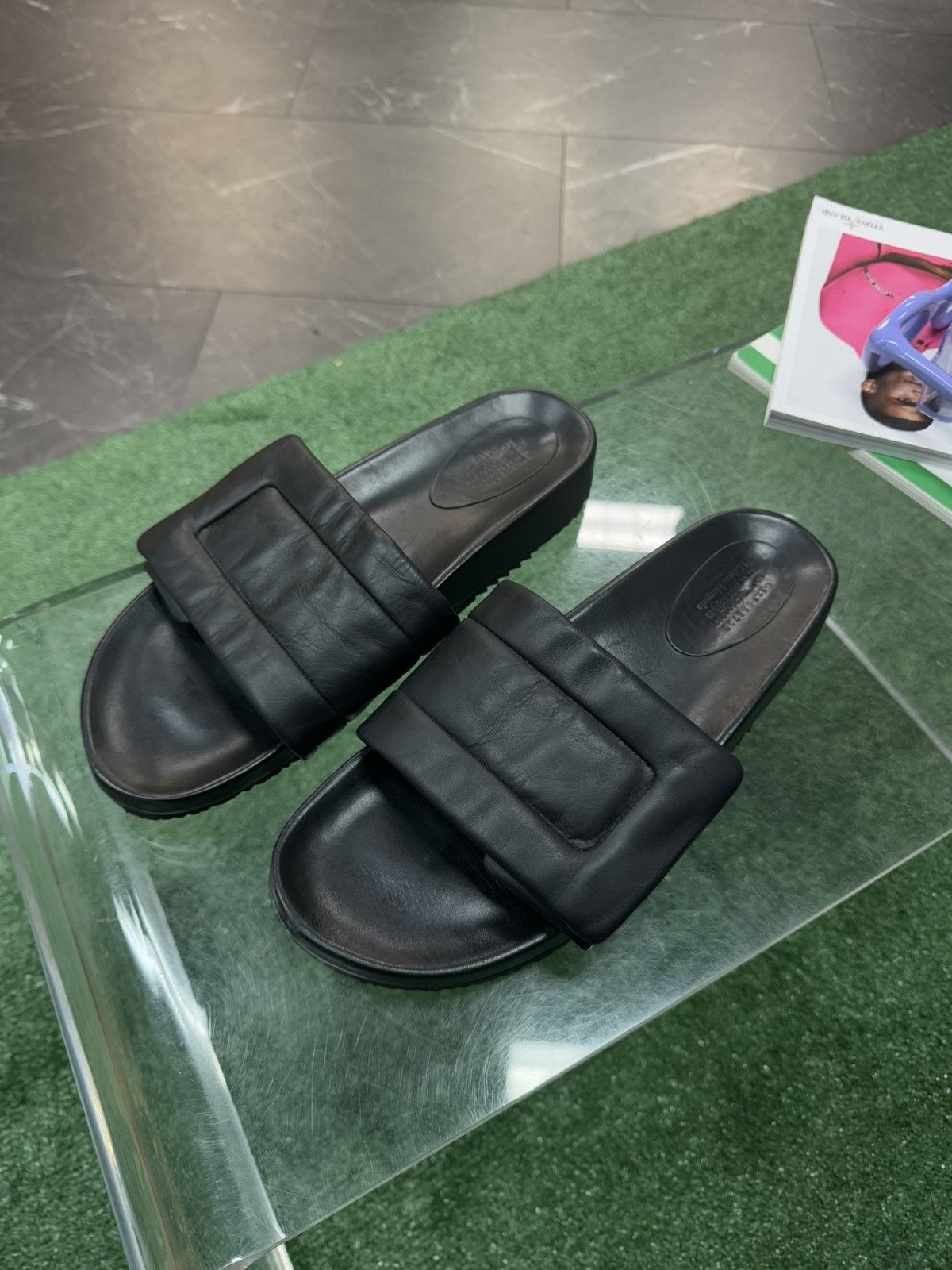 Maison Margiela 22 FUTURE SANDAL 44 サンダル Maison Margiela Black & White Future Sandals Release Info