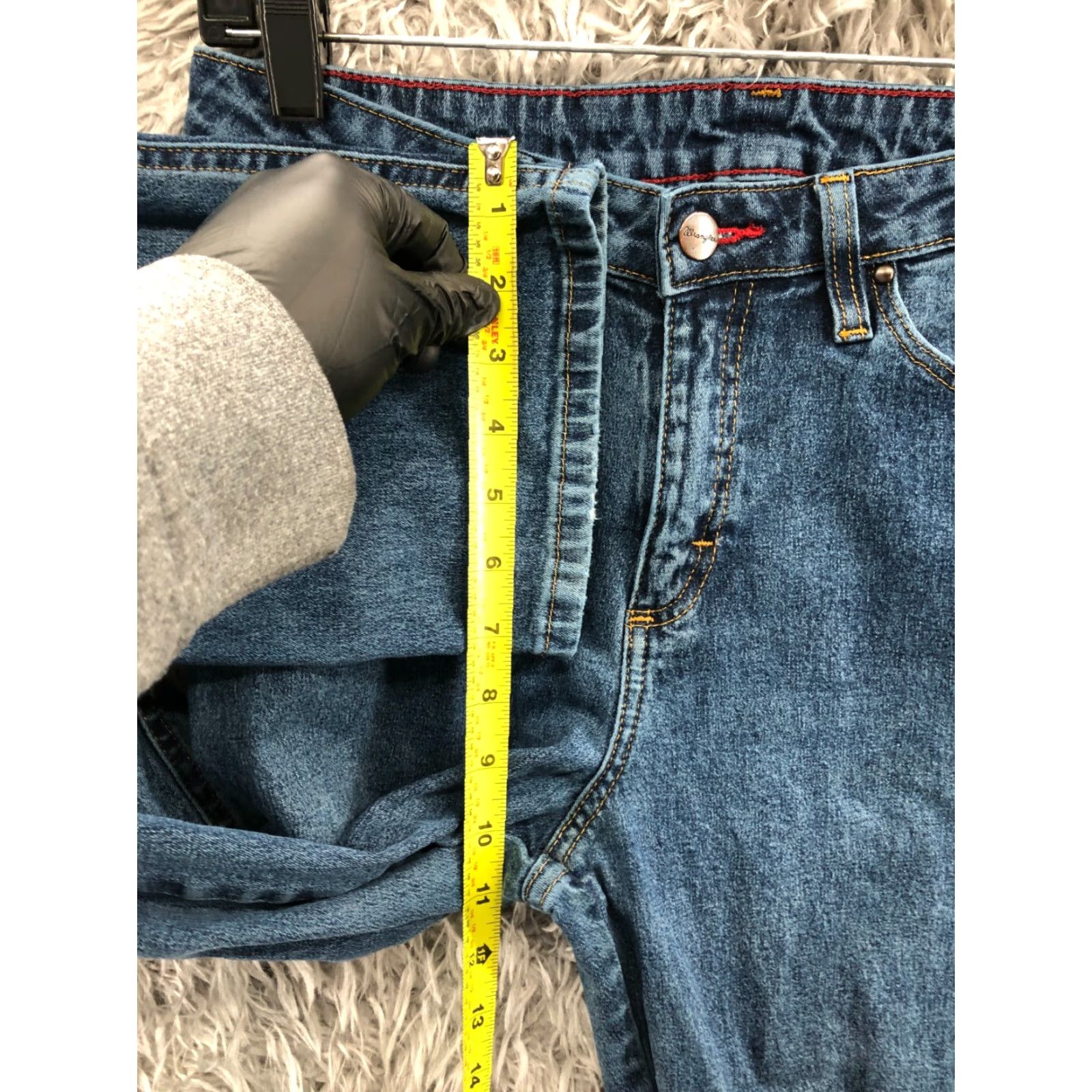 Wrangler Wrangler 13MWZ Jeans Size 7 Juniors Womens Medium Wash Blue Denim 5-Pocket Regular Straight Belt Loops Zipper Button Cotton Vintage No Size 28" / US 6 / IT 42 - 4 Thumbnail