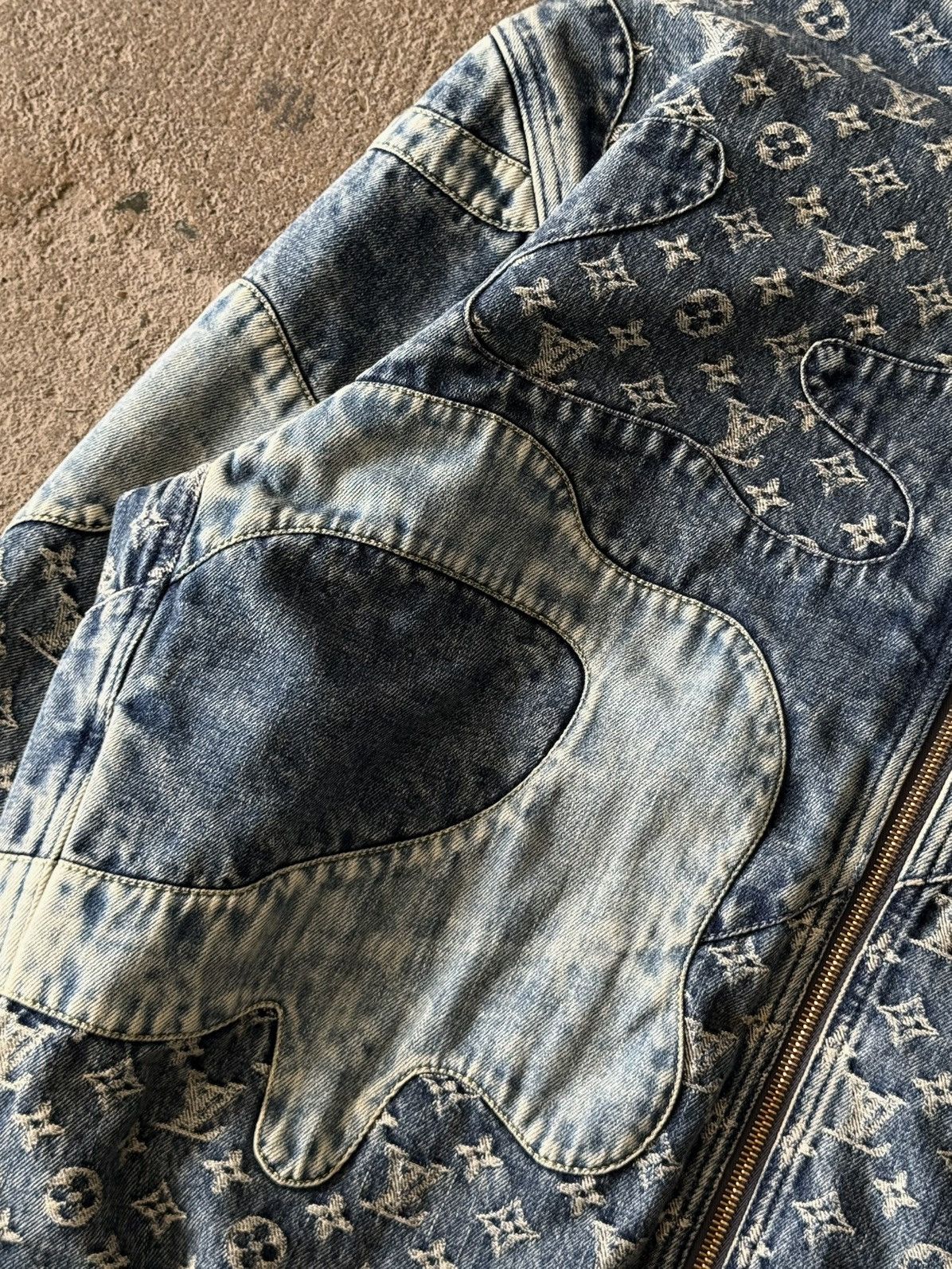 Louis Vuitton Louis Vuitton - Nigo / Virgil Abloh - SS22 - Denim Jacket Size US XL / EU 56 / 4 - 7 Thumbnail