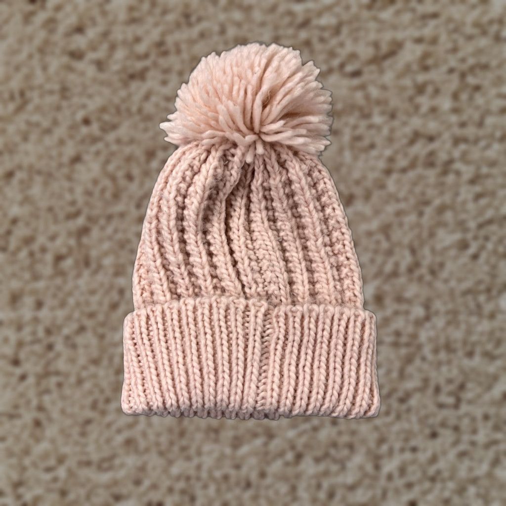 Forever 21 FOREVER 21 Beanie Shirt Adult One Size Pink Knit Acrylic Snowboard Ski Beanie Womens 90s Theme Hat Size ONE SIZE - 1 Thumbnail