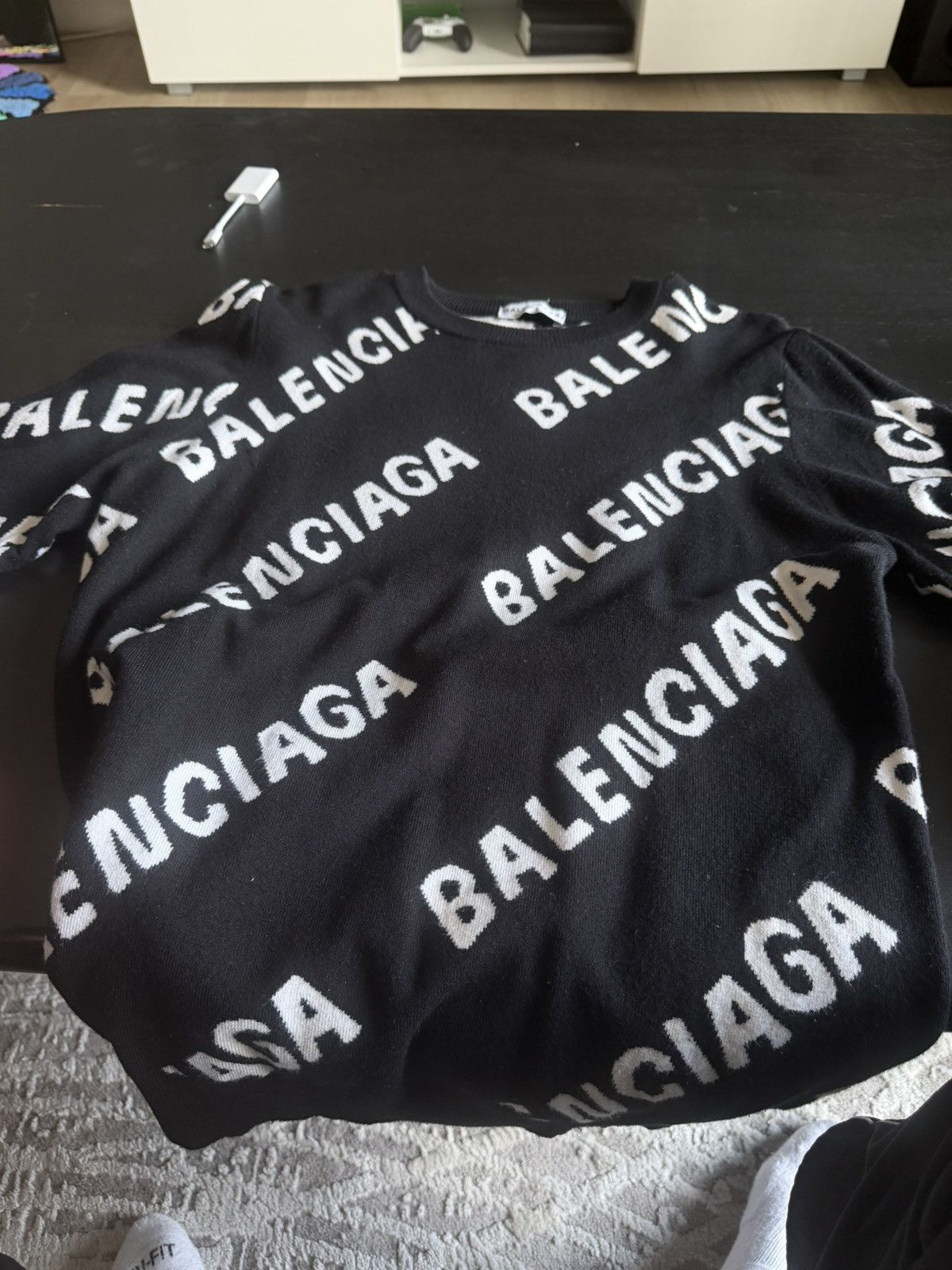 Balenciaga Balenciaga Cashmere Sweater Size US M / EU 48-50 / 2 - 1 Preview