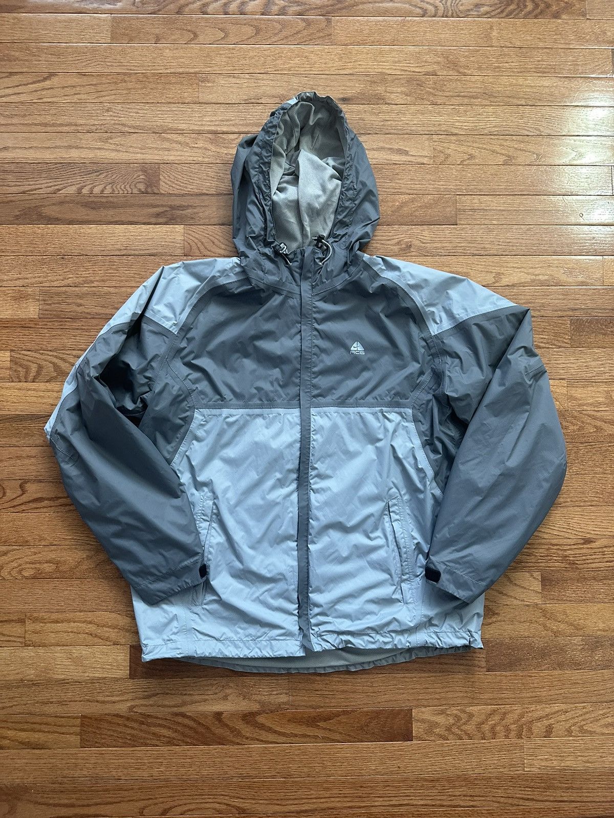 Image of Nike Acg Vintage Acg Nike Rainstorm Jacket in Grey, Men's (Size Large)