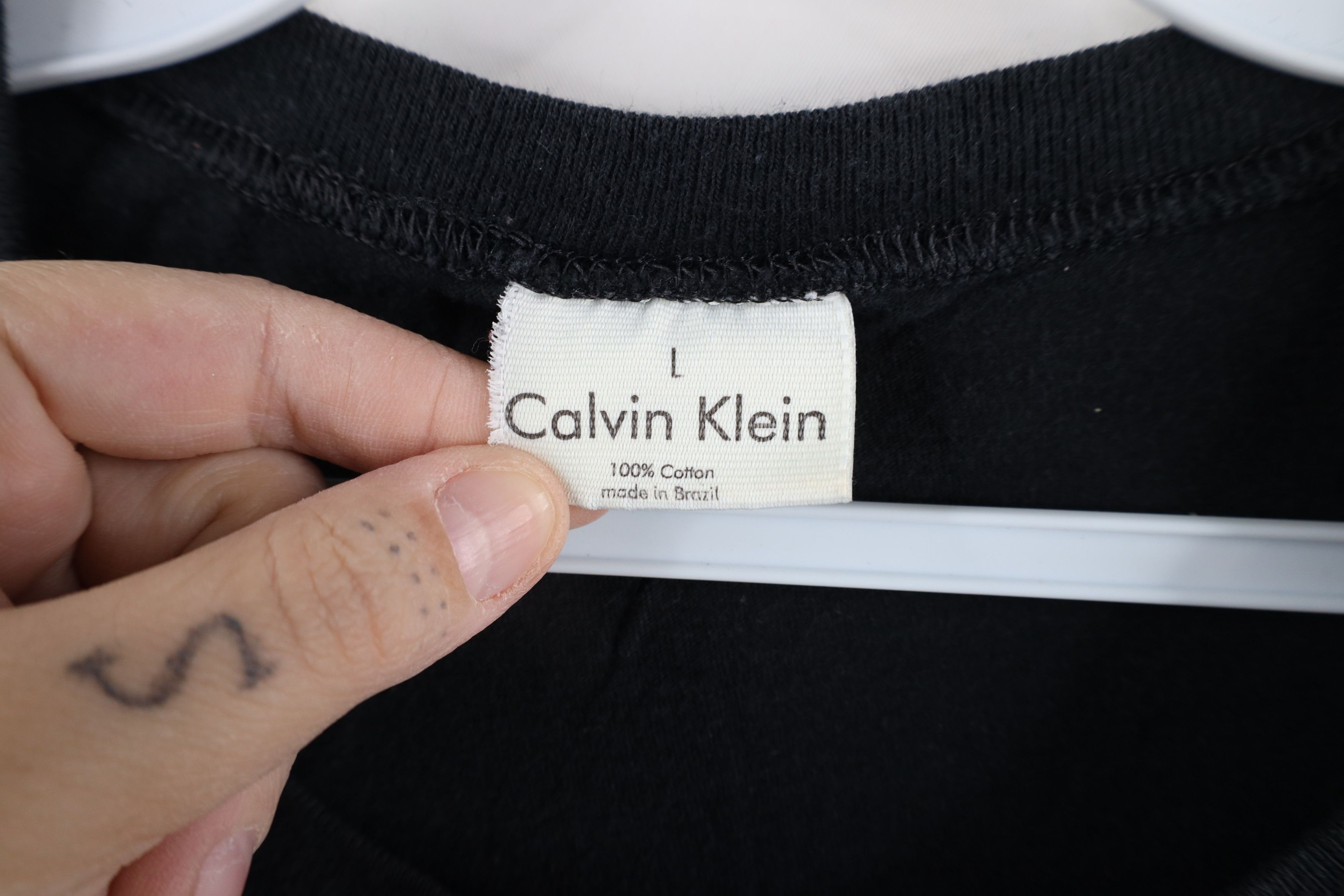 Calvin Klein × Vintage Vintage 90s Calvin Klein Short Sleeve T-Shirt Black Cotton Size US L / EU 52-54 / 3 - 4 Thumbnail