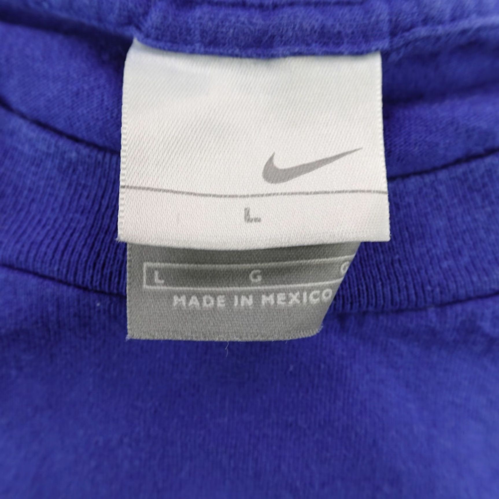 Nike VINTAGE Nike Shirt Basketball Short Sleeve Mens Large Blue Y2K Streetwear Tee Size US L / EU 52-54 / 3 - 7 Thumbnail