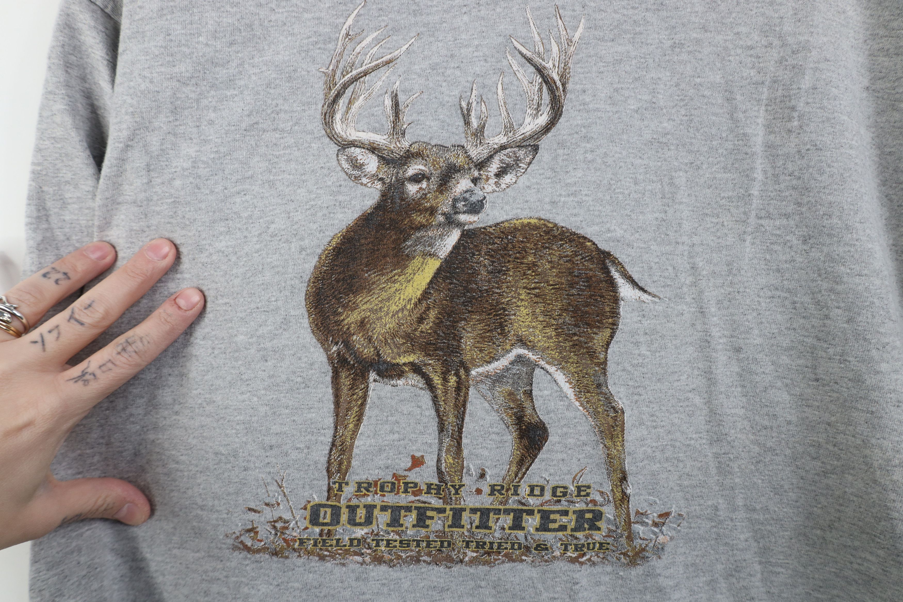 Vintage Vintage 90s Streetwear Nature Deer Buck Hunting T-Shirt Gray Size US XXL / EU 58 / 5 - 4 Thumbnail