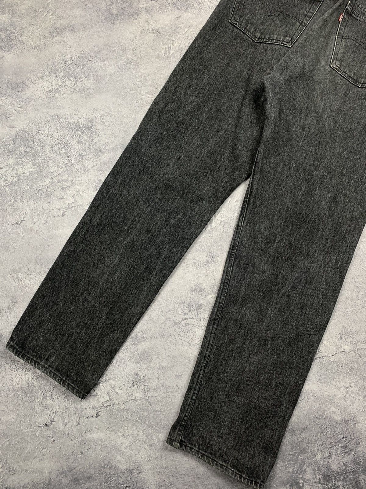 Levi's Iconic Vintage Levi’s 501 Jeans Size 36/32 Washed Gray Y2K Size US 36 / EU 52 - 3 Thumbnail