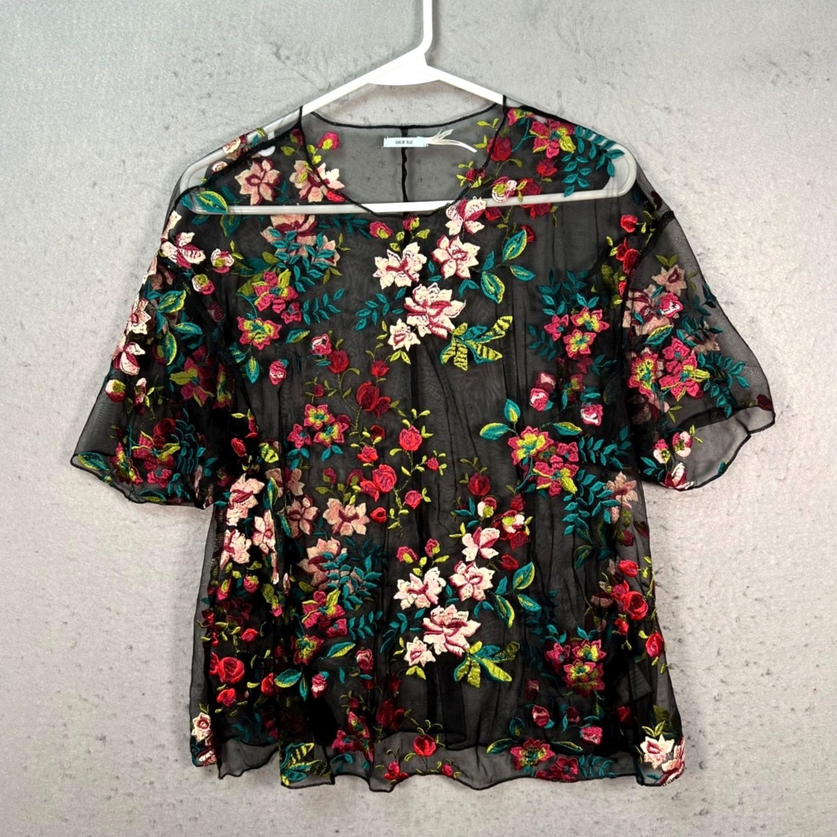 Vintage Kimchi Blue Womens XS Black Sheer Floral Embroidered Short Sleeve Blouse Top Size XS / US 0-2 / IT 36-38 - 2 Thumbnail