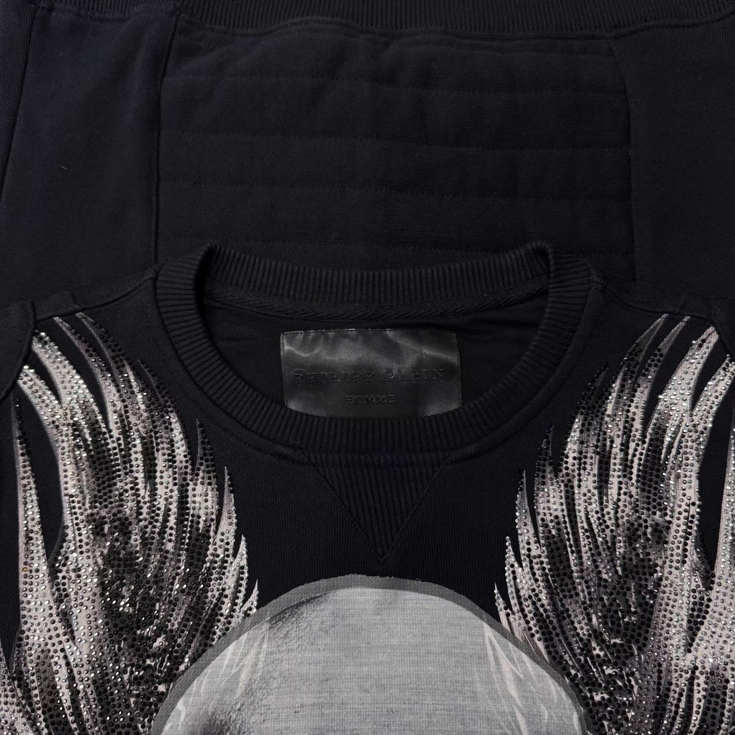 Philipp Plein PP Black Skull Full Rhinestone Hoodie Q10 Size US S / EU 44-46 / 1 - 3 Thumbnail