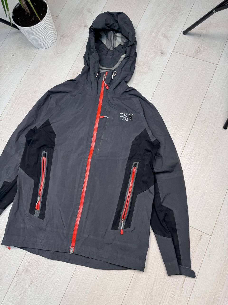 Mountain Hardwear MOUNTAIN HARDWEAR OUTDOOR MEN’S JACKET Size US M / EU 48-50 / 2 - 3 Thumbnail