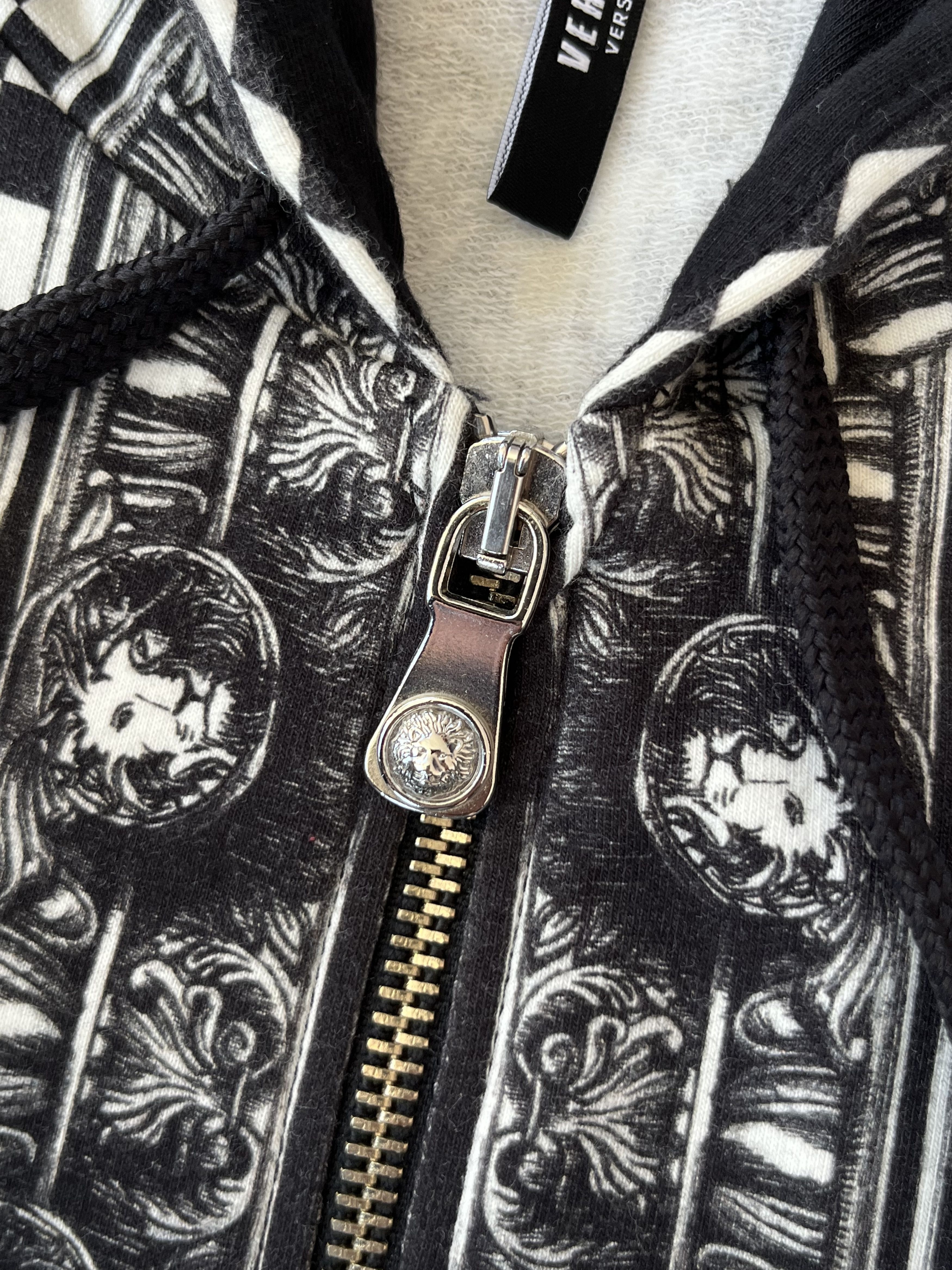 Versus Versace VERSACE VERSUS Full Zip Hooded Patterned Baroque Size US L / EU 52-54 / 3 - 10 Thumbnail