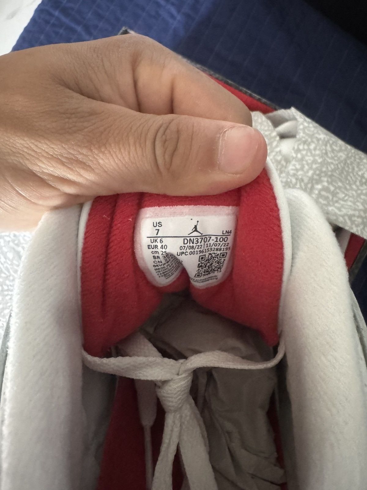 Nike Jordan 3 Retro White Cement Reimagined Size US 7 / EU 40 - 8 Thumbnail