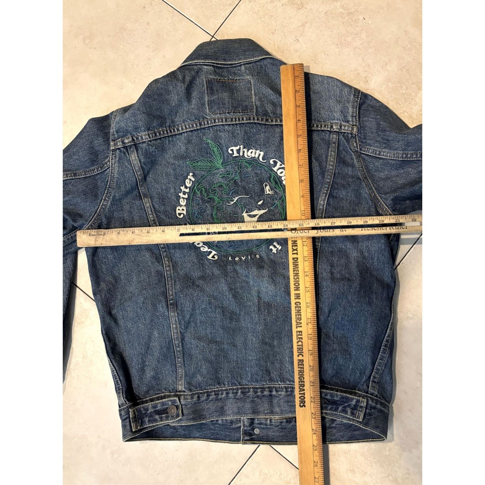 Levi's Levis Denim Jacket Mens Small Blue Trucker Embroidered Earth Patch Distressed Size US S / EU 44-46 / 1 - 7 Thumbnail