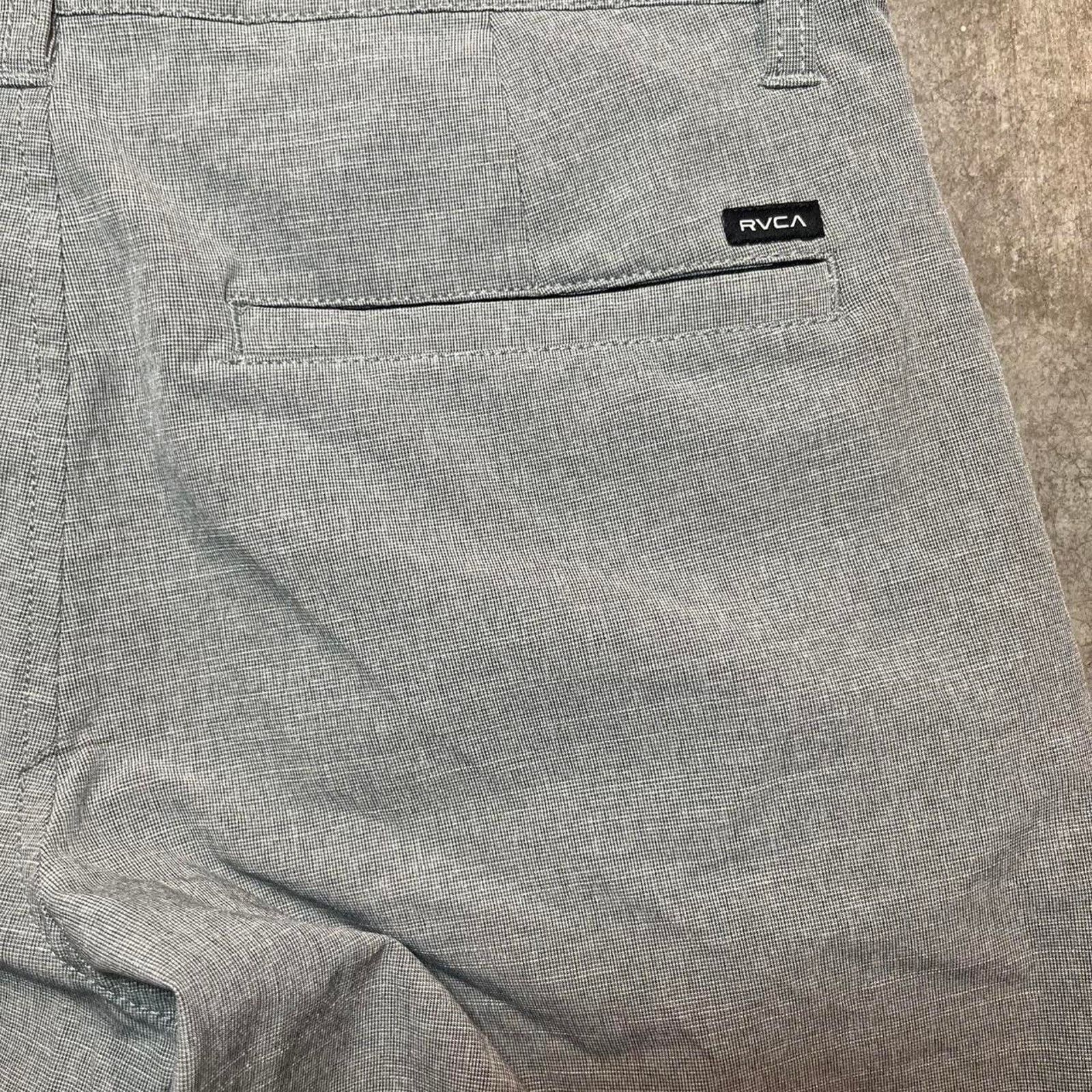 RVCA RVCA Balance Hybrid Dual Purpose Grey Shorts Size 30 Size US 30 / EU 46 - 5 Thumbnail