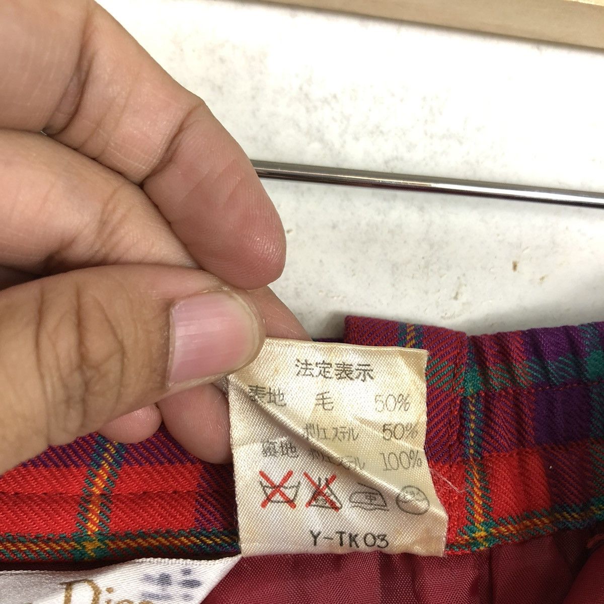Christian Dior Monsieur 🔥VINTAGE CHRISTIAN DIOR SPORTS oW2117 TARTAN DESIGN PANTS Size US 26 / EU 42 - 12 Thumbnail