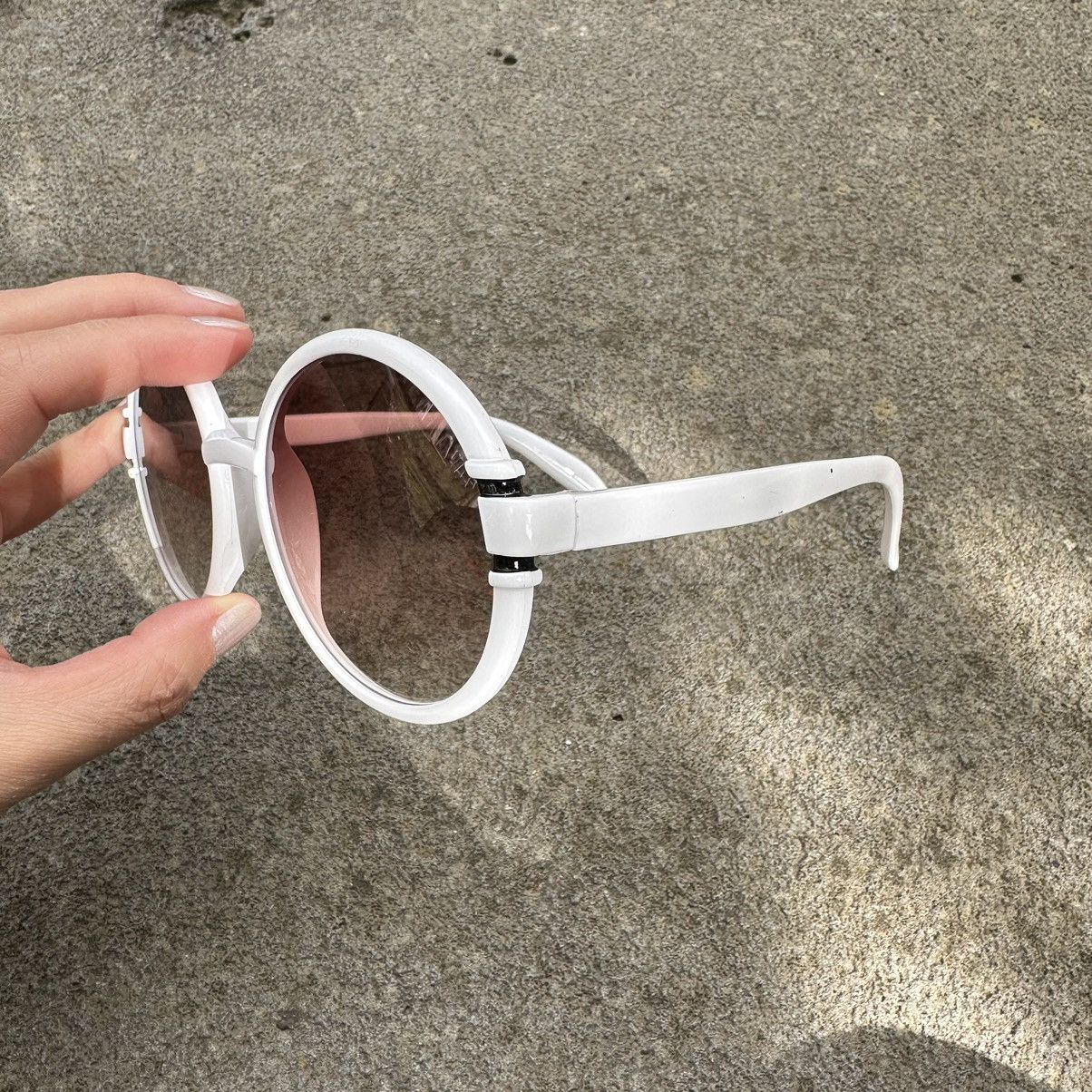Other Y2K Unisex Sunglasses Retro Fashion Shades LE97118-01 Size ONE SIZE - 2 Thumbnail