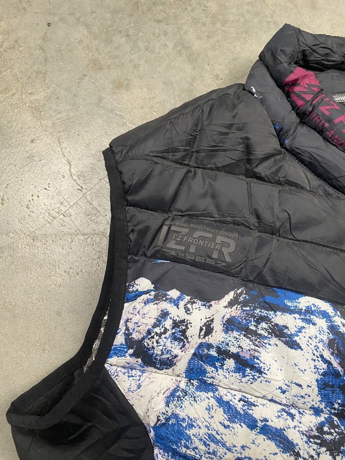 Japanese Brand I’Z Frontier Mountain Ski Everest Vest Puffer Jacket Size US M / EU 48-50 / 2 - 4 Thumbnail