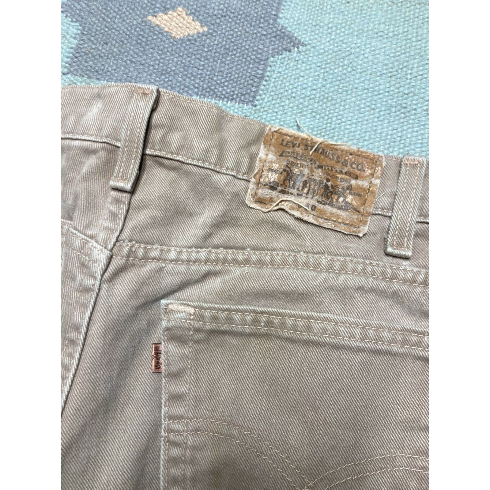 Levi's VINTAGE Levi’s 540 Jeans Relaxed Baggy Brown Tan USA Men 38 Regular 34 Inseam 34 Tan 38x34 Size US 38 / EU 54 - 4 Thumbnail