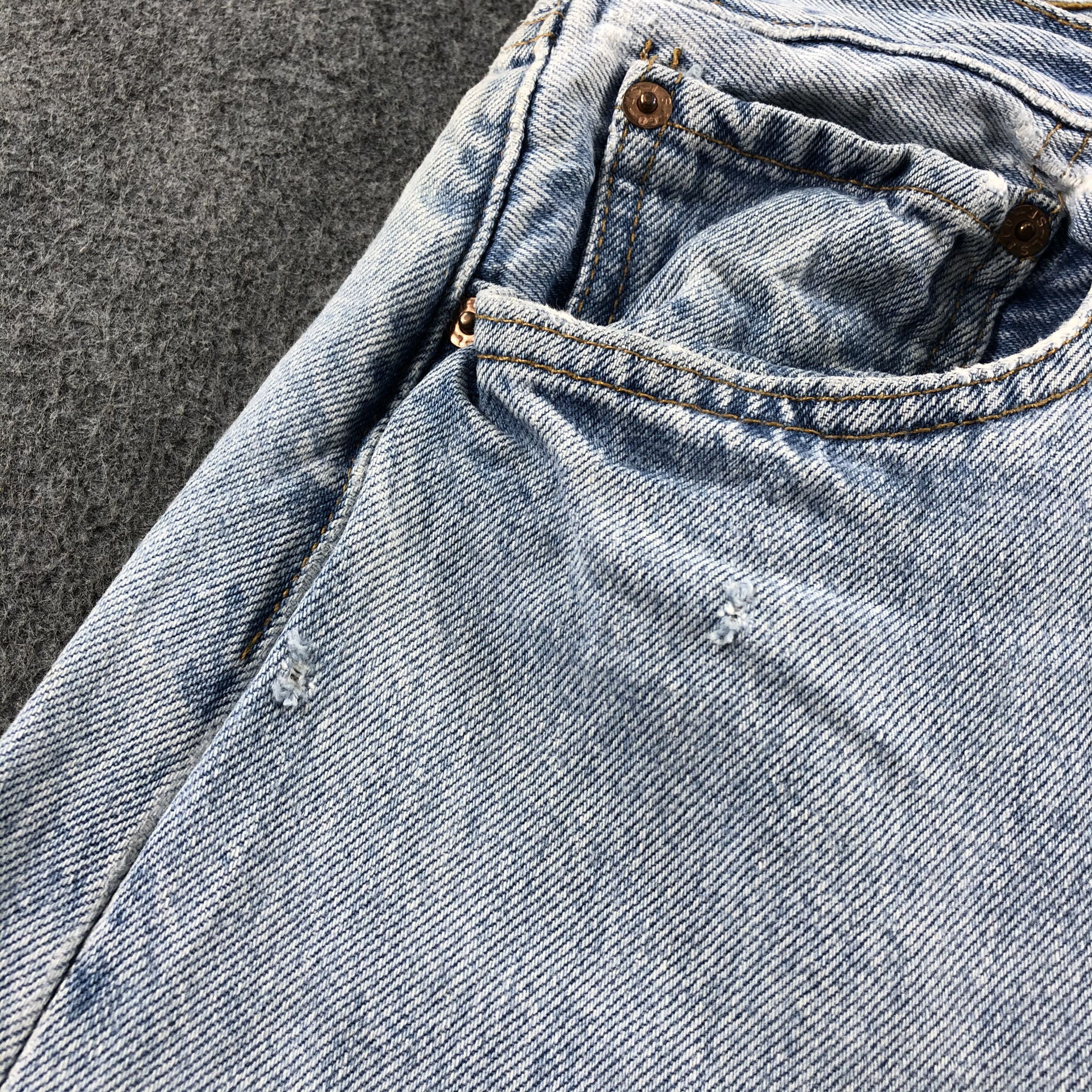 Levi's Vintage Blue Wash Levis 501 Jeans-J2556 Size US 32 / EU 48 - 9 Thumbnail