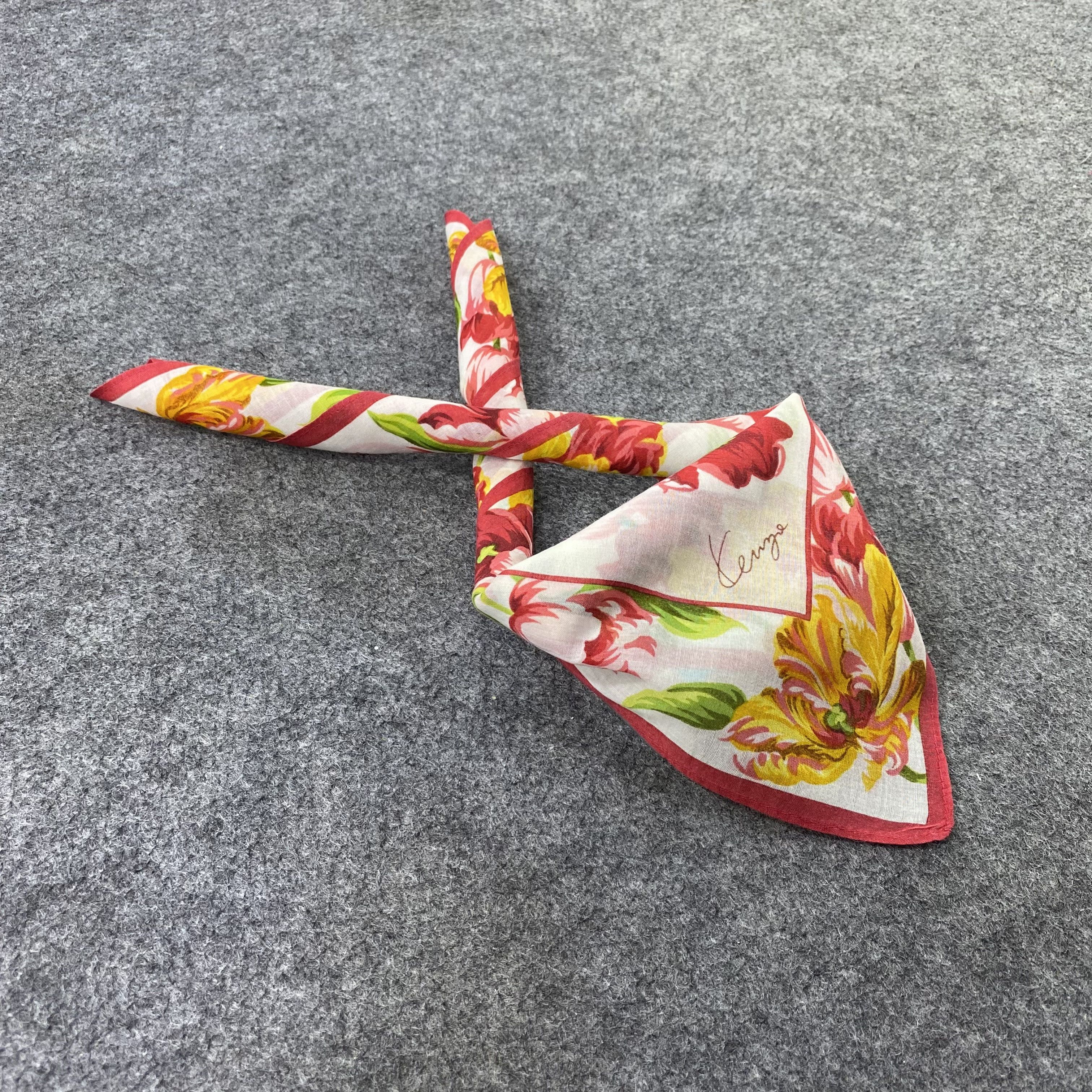 Kenzo Kenzo Handkerchief / Bandana / Neckerchief-B2153 Size ONE SIZE - 1 Thumbnail
