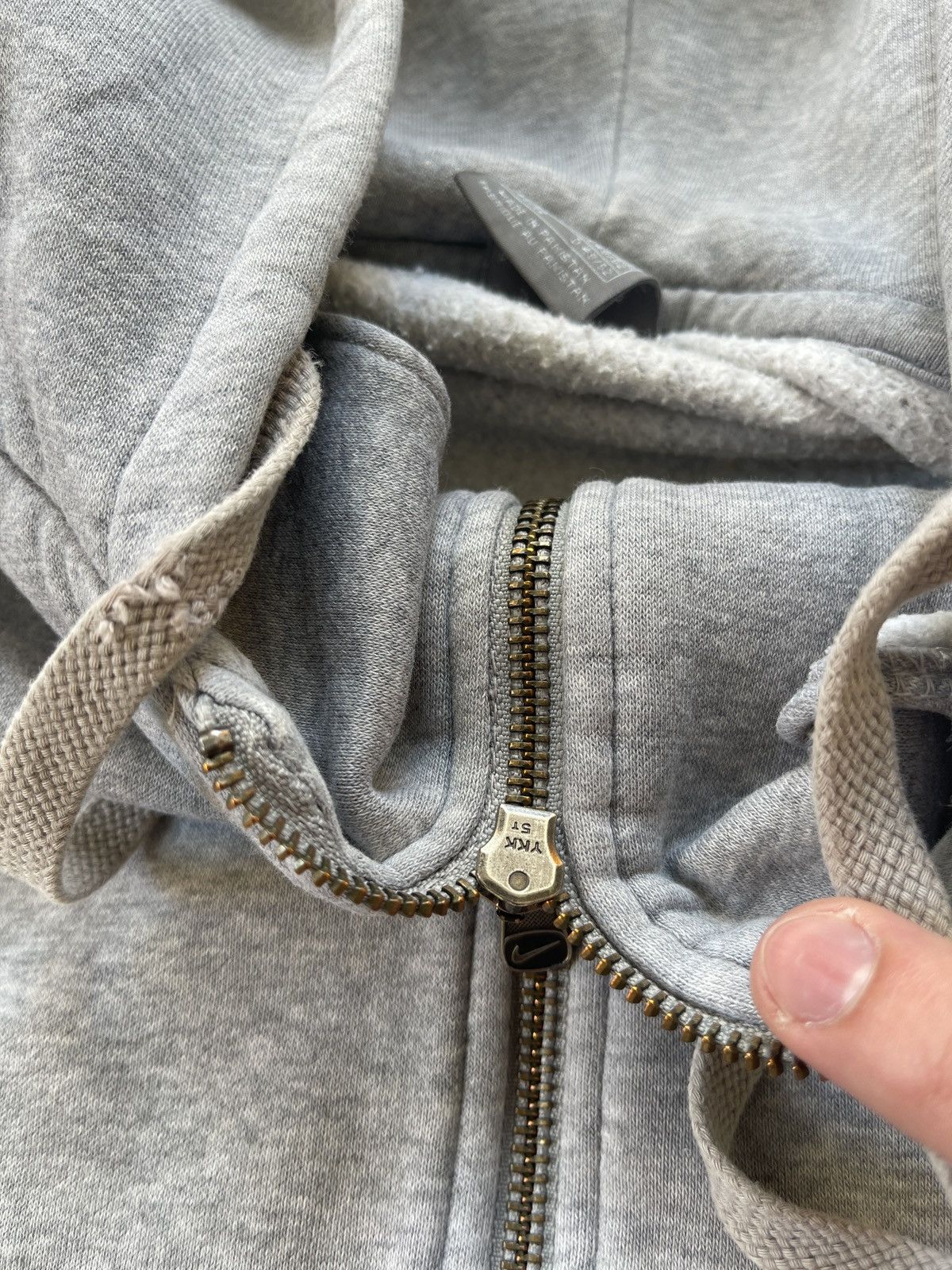Nike × Vintage Nike Zip Hoodie distressed Vintage Y2K Oversized Streetwear Size US M / EU 48-50 / 2 - 14 Thumbnail